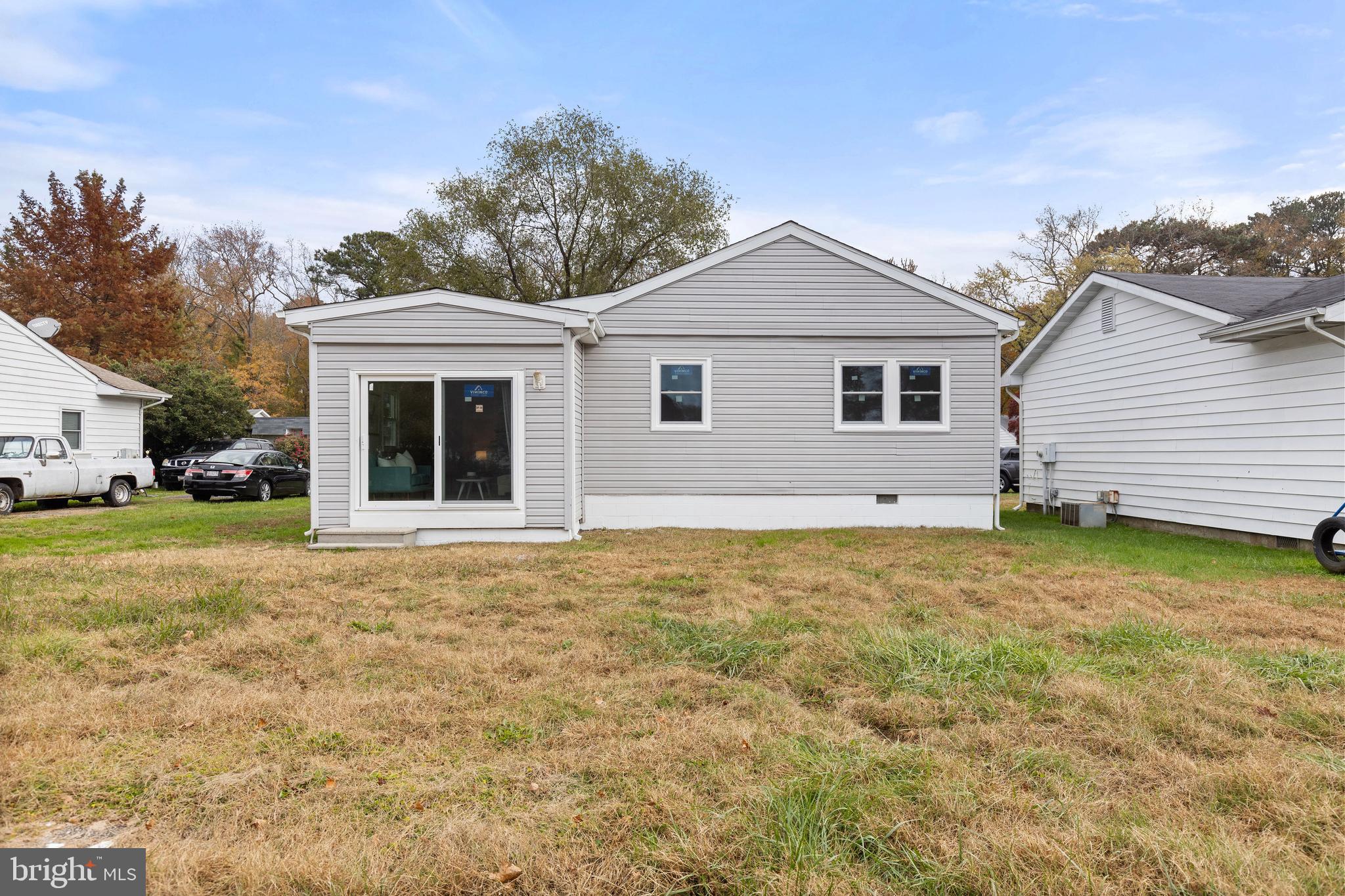 MANOKIN GLEN - Residential