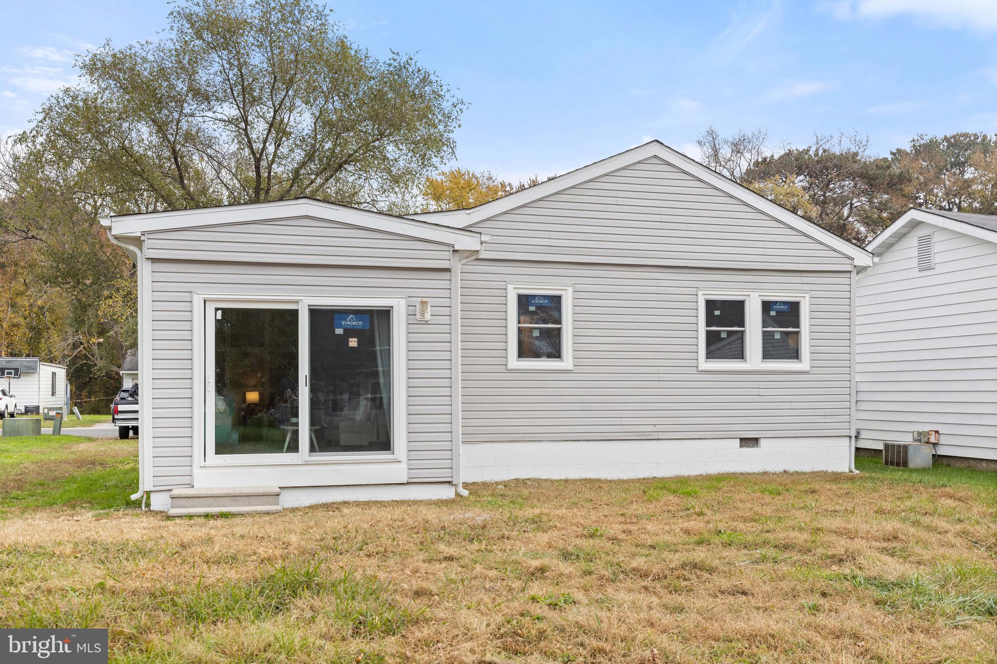 MANOKIN GLEN - Residential