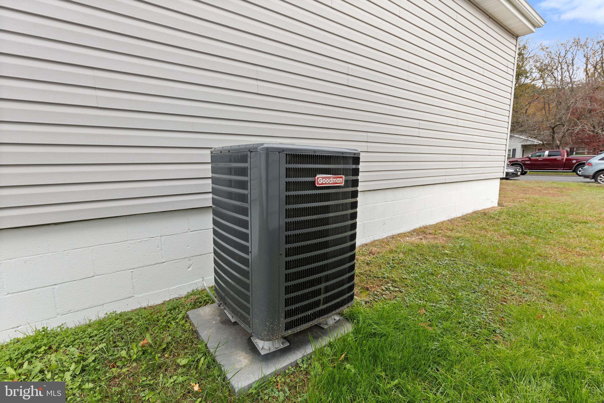 MANOKIN GLEN - Residential