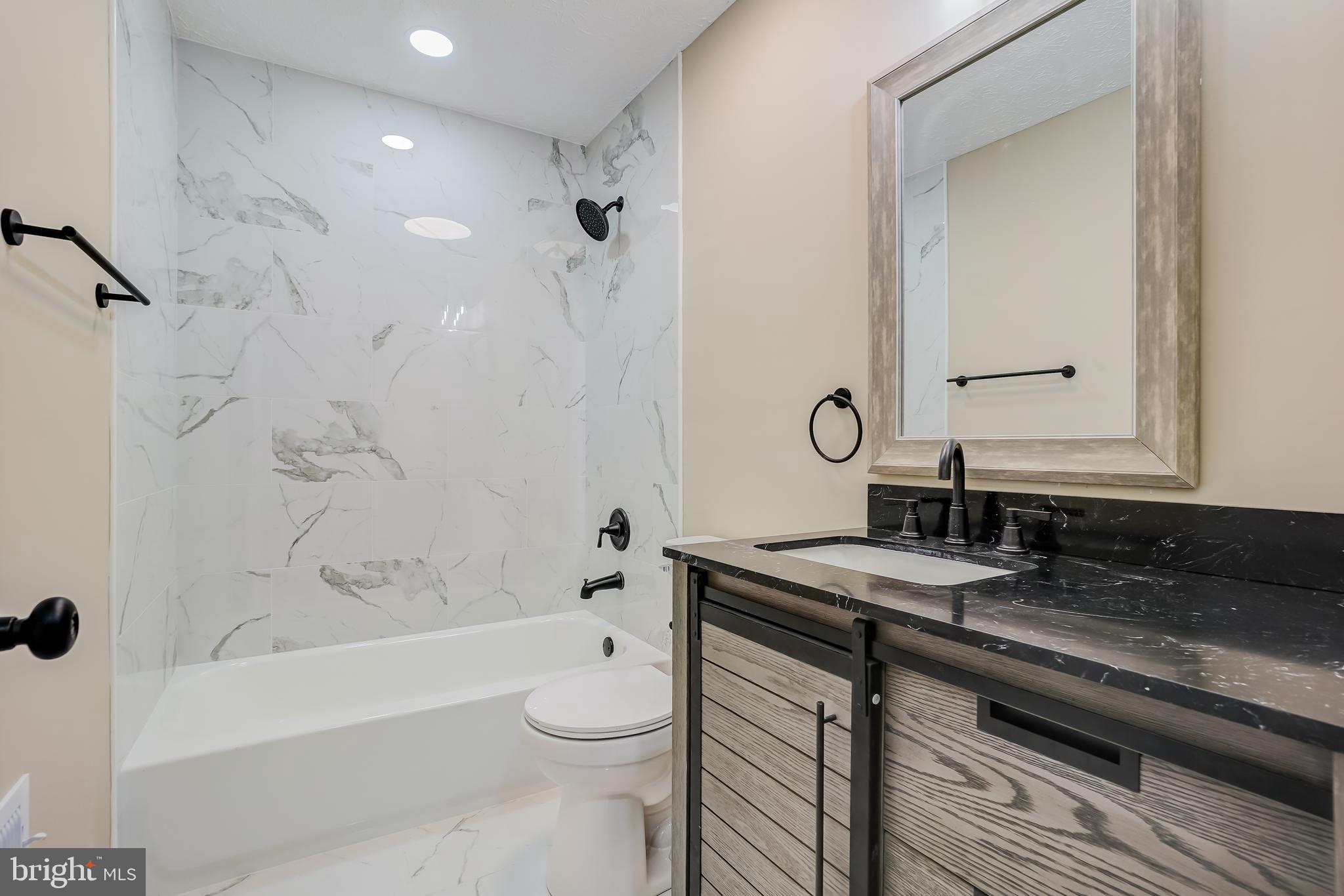 TIMBER GROVE - Residential