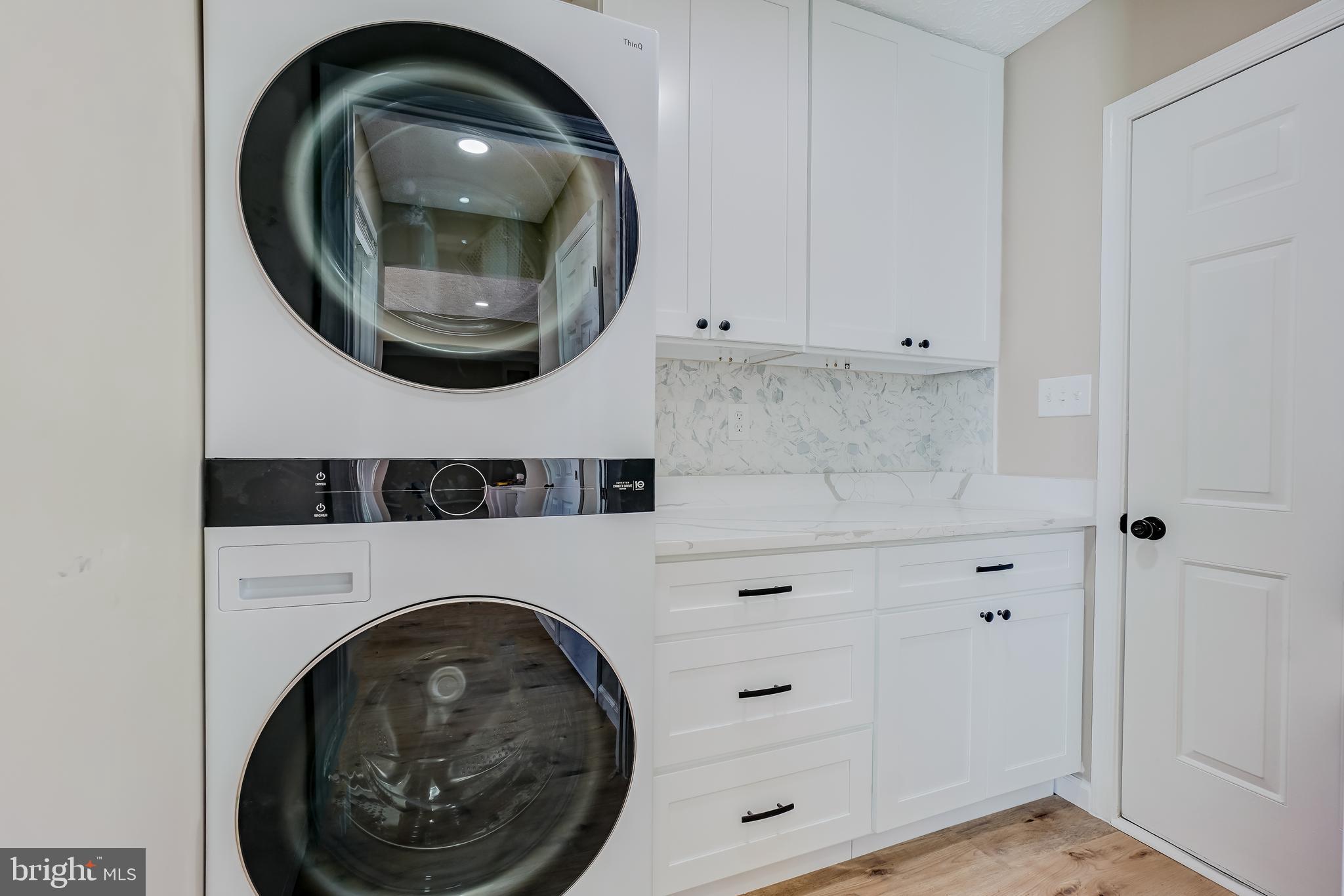 TIMBER GROVE - Residential