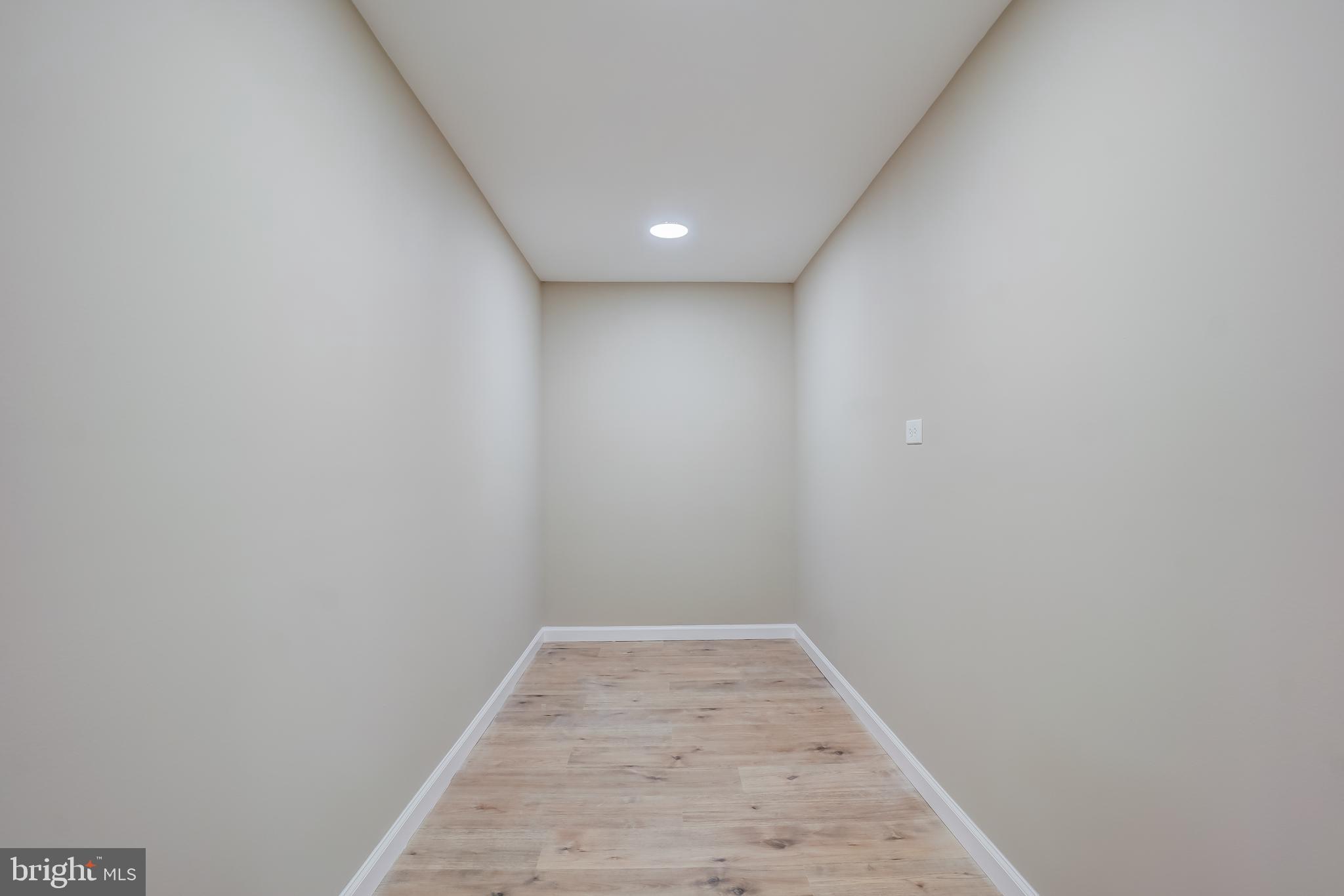 TIMBER GROVE - Residential