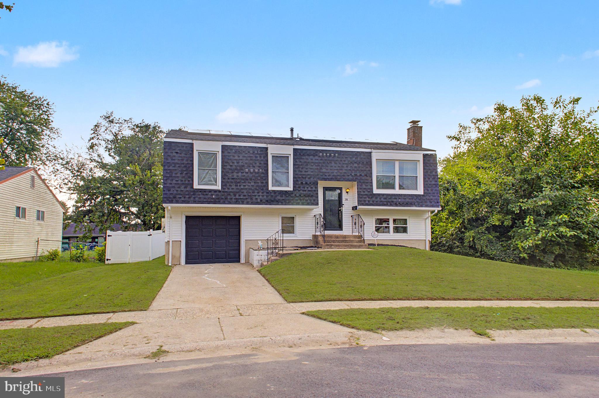 18 SANDAL LANE