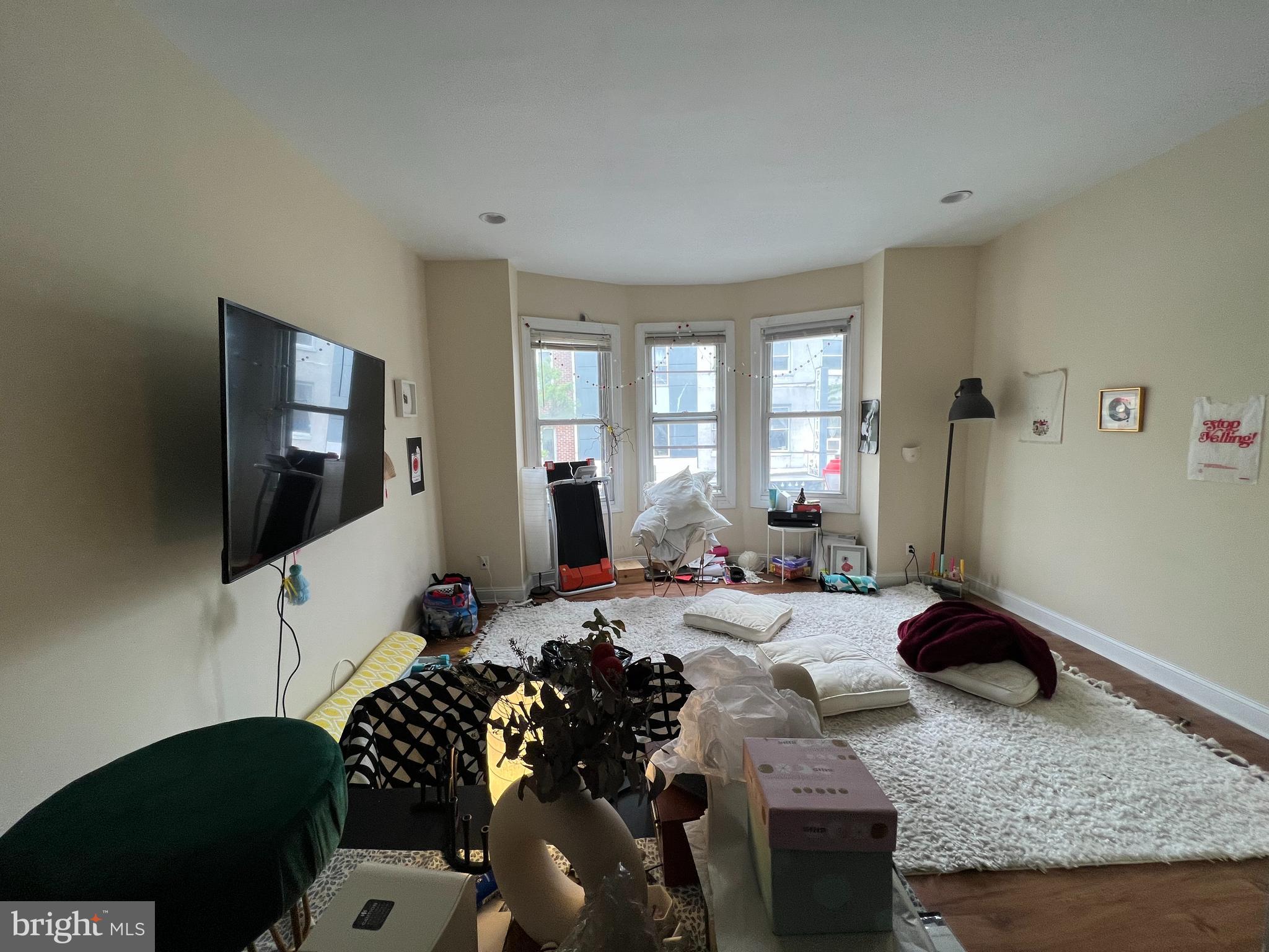 SOCIETY HILL - Residential Lease