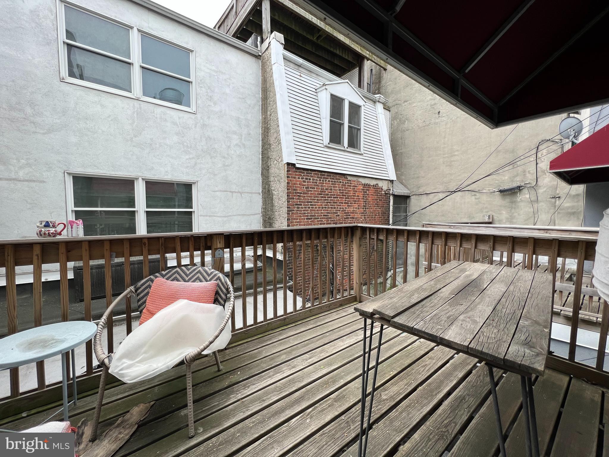 SOCIETY HILL - Residential Lease