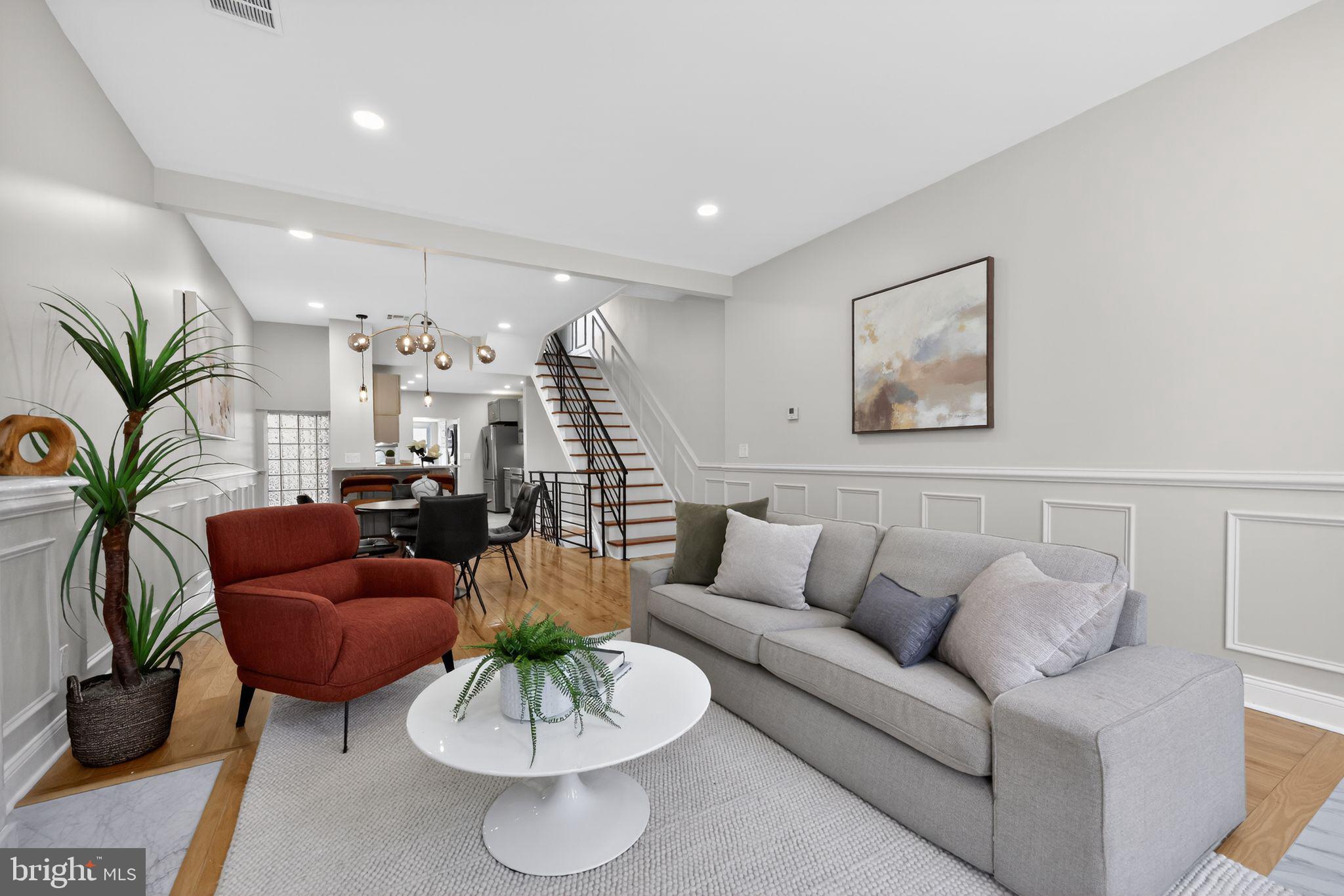 2303 SAINT ALBANS STREET