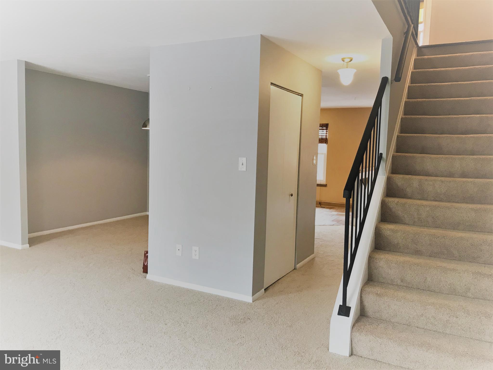 CROFTON VILLAGE - Residential Lease