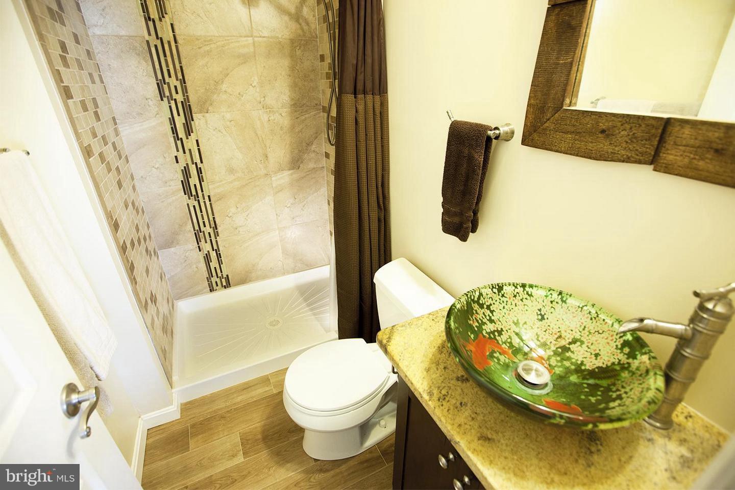 CROFTON VILLAGE - Residential Lease