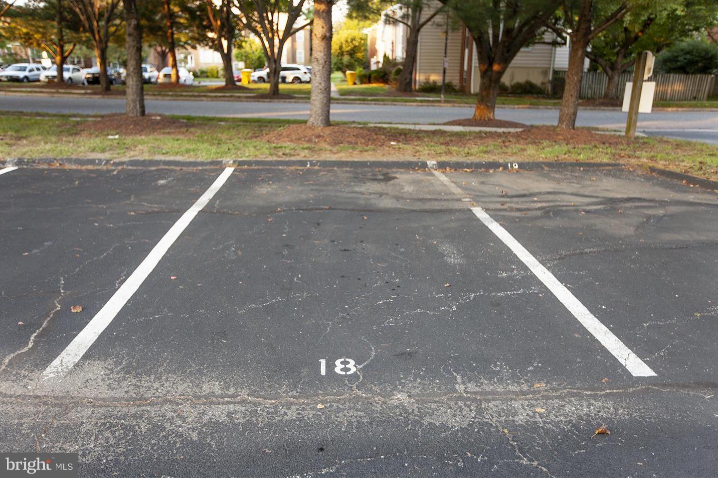 CROFTON VILLAGE - Residential Lease