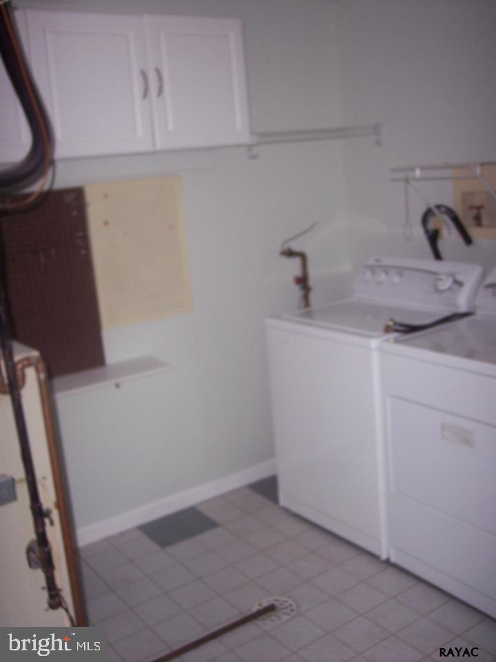 CHAMBERS CROSSING CONDOS - Residential