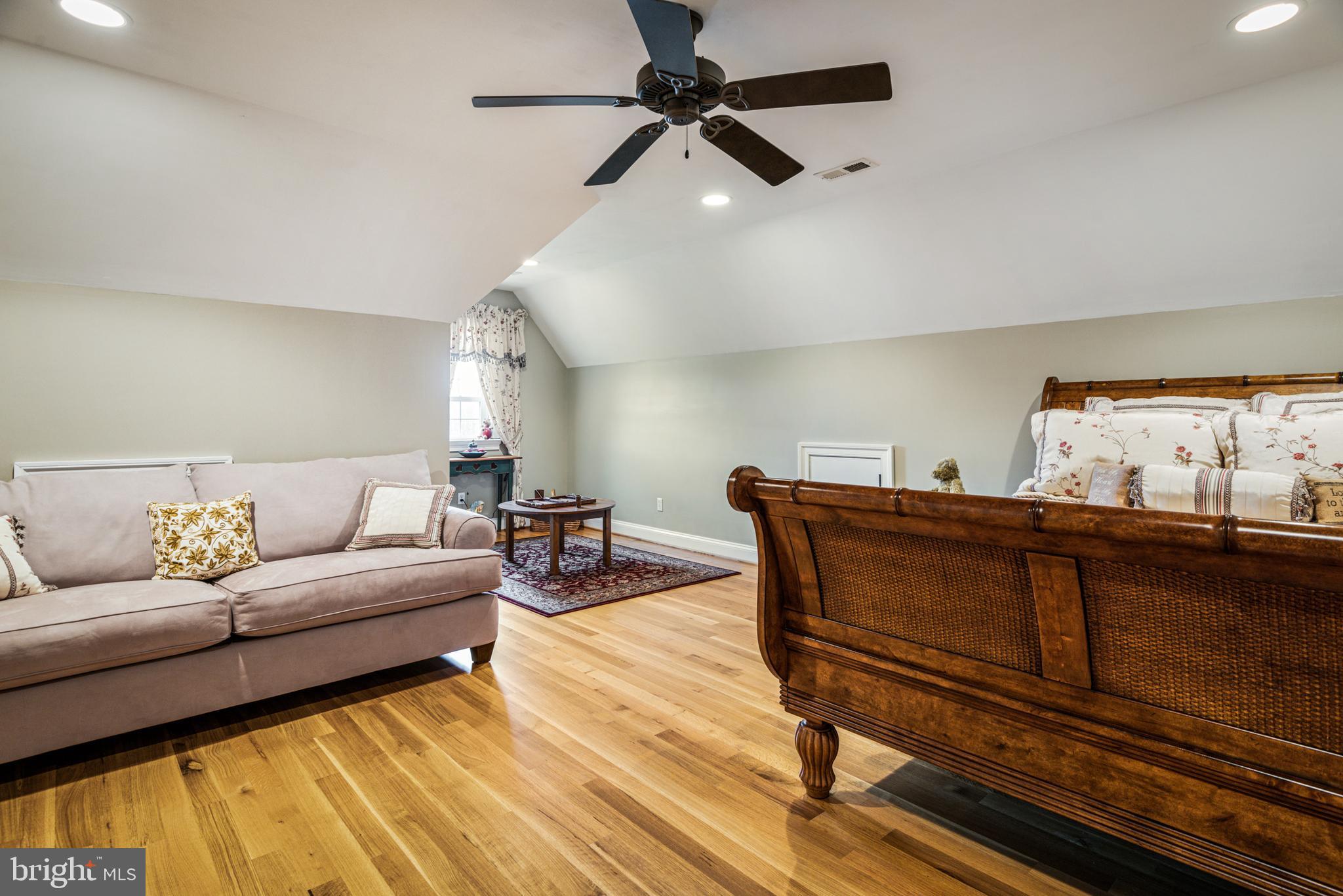 GRANVILLE ESTATES - Residential