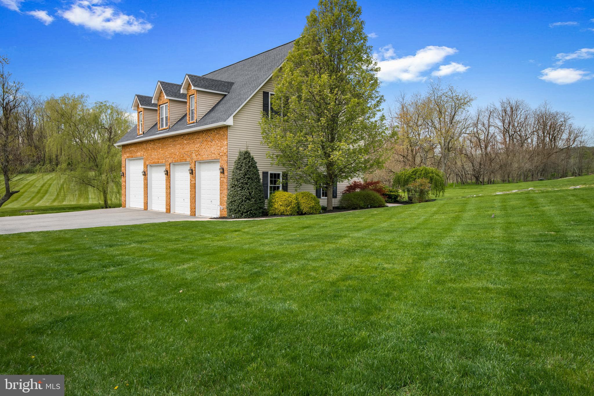 GRANVILLE ESTATES - Residential