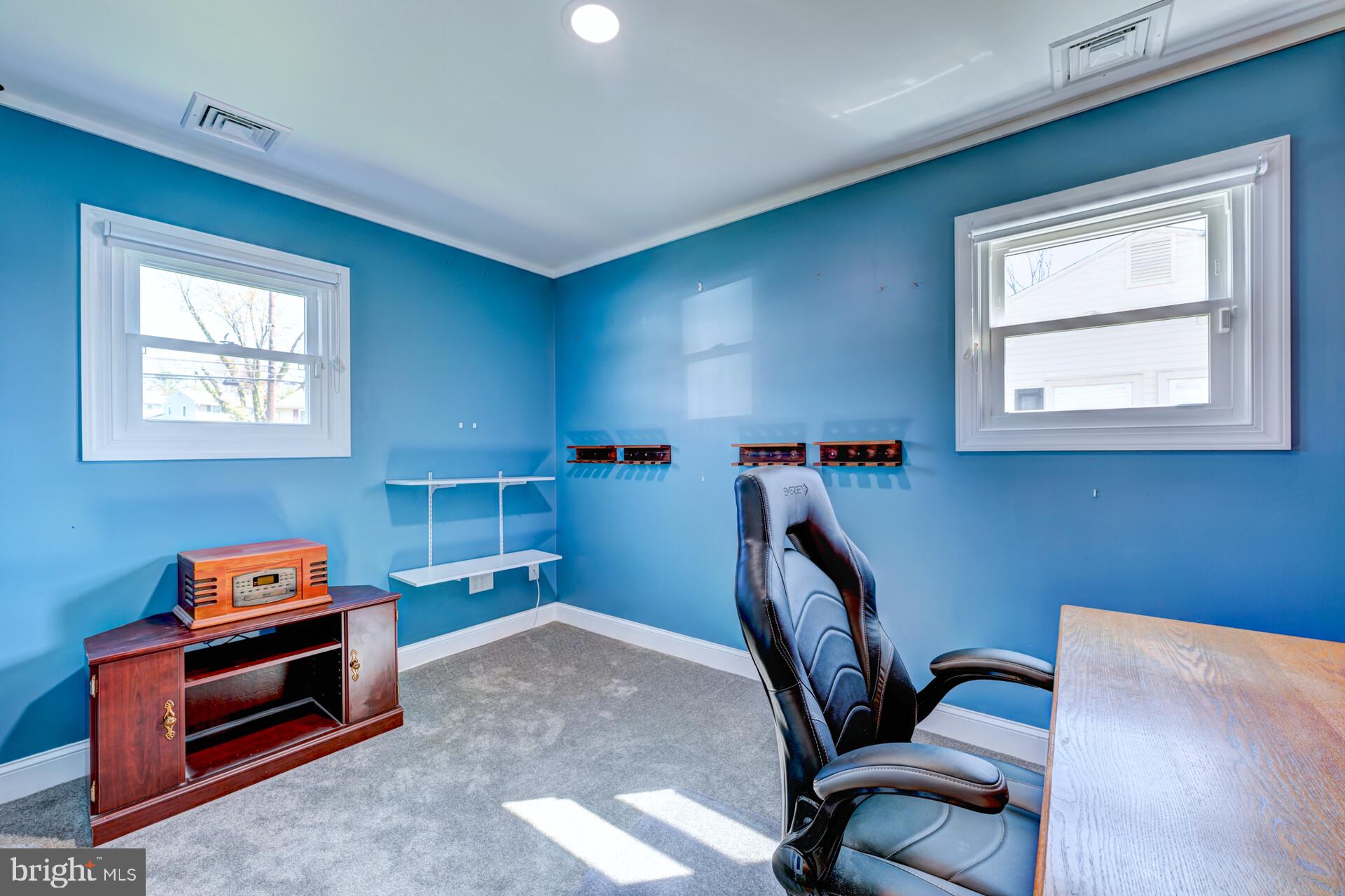 BURGUNDY HILLS - Residential