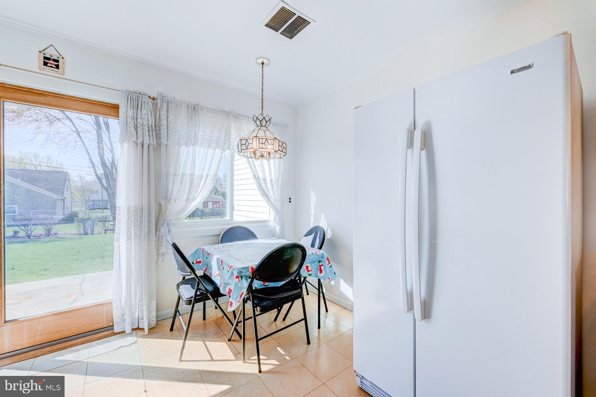 BURGUNDY HILLS - Residential