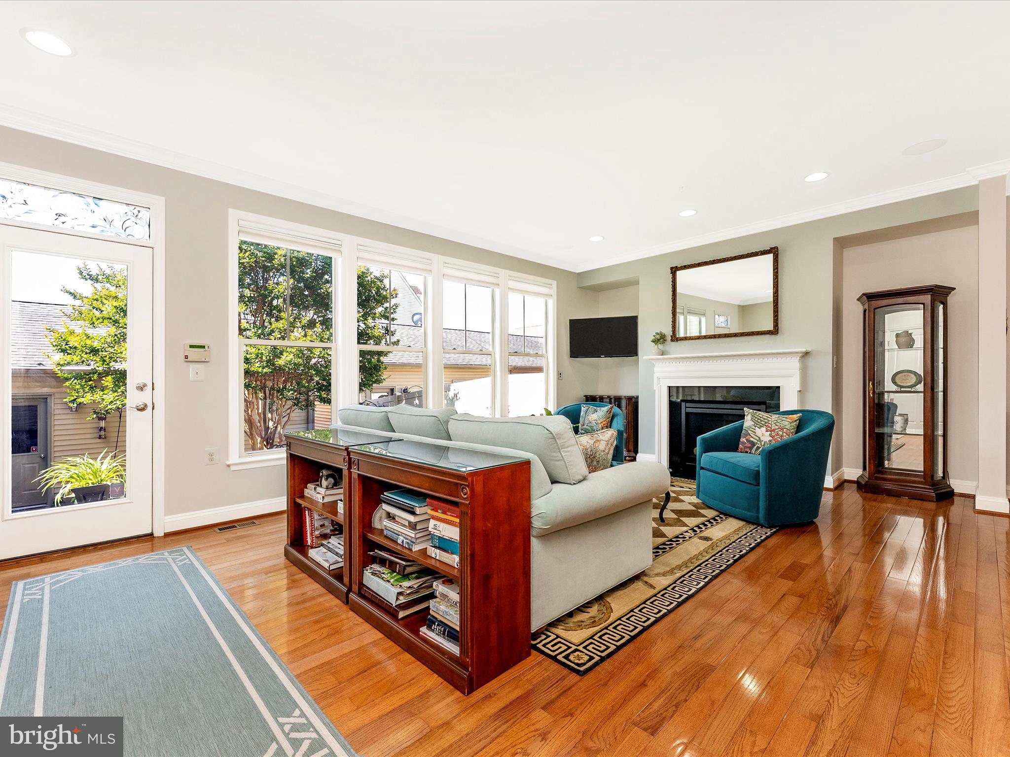 WORMANS MILL - Residential