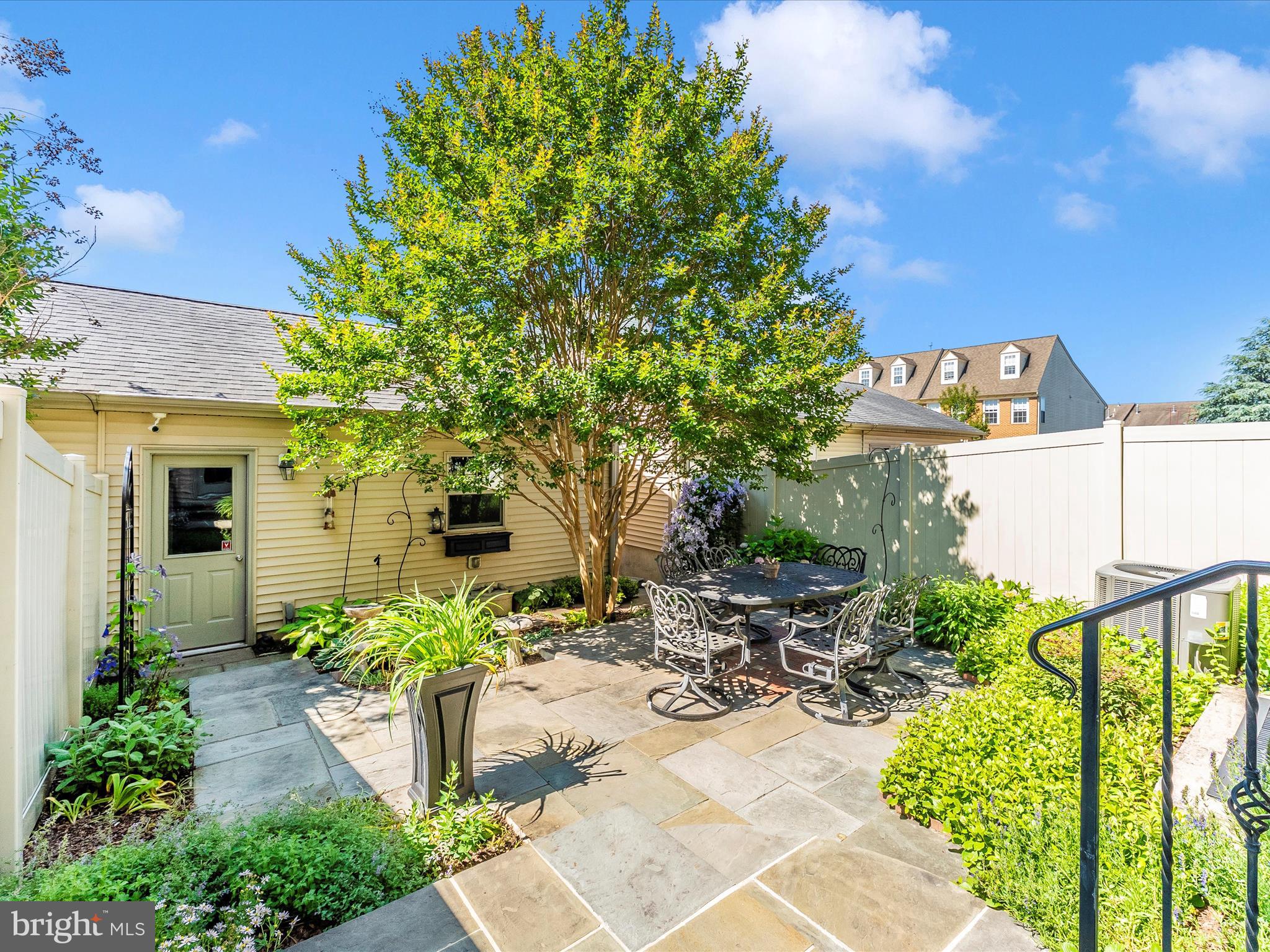 WORMANS MILL - Residential