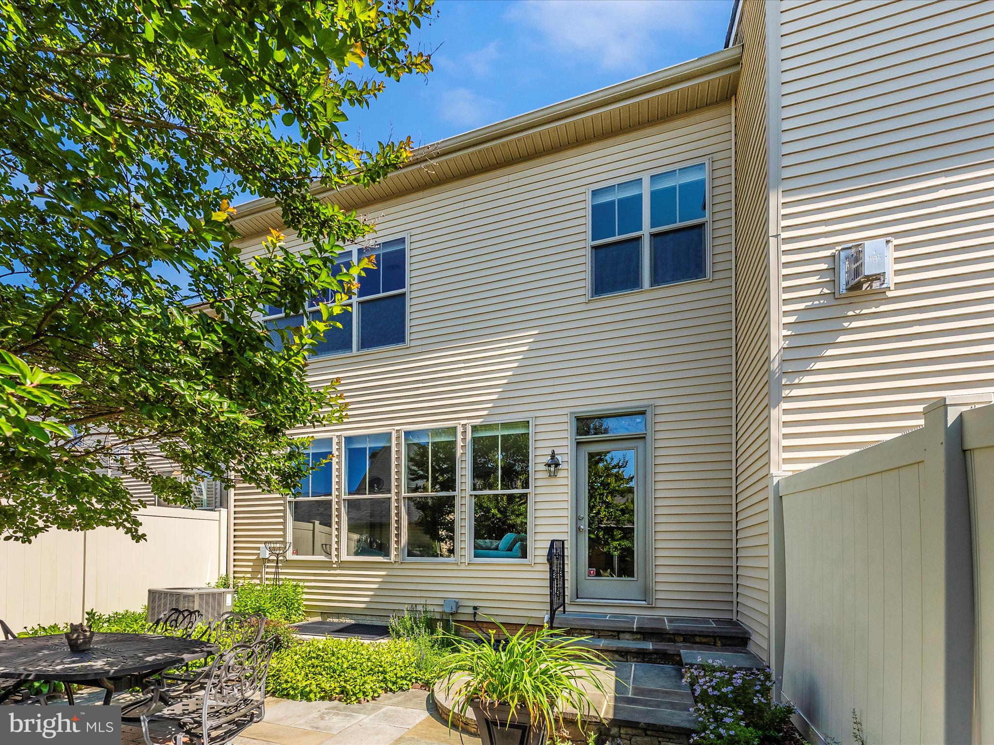 WORMANS MILL - Residential