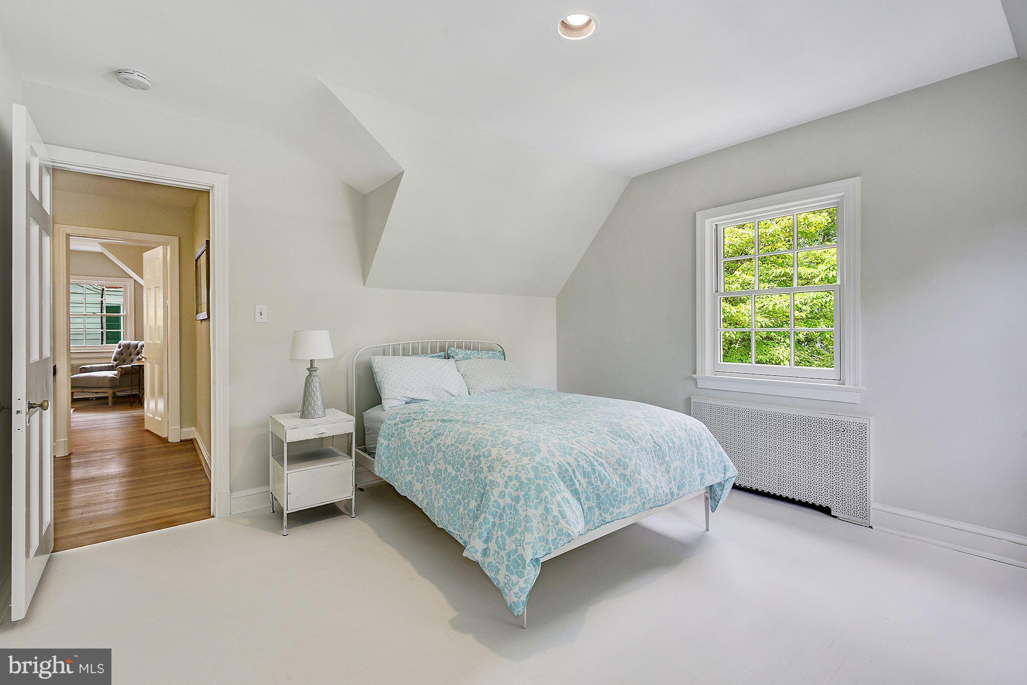 WESTMORELAND HILLS - Residential