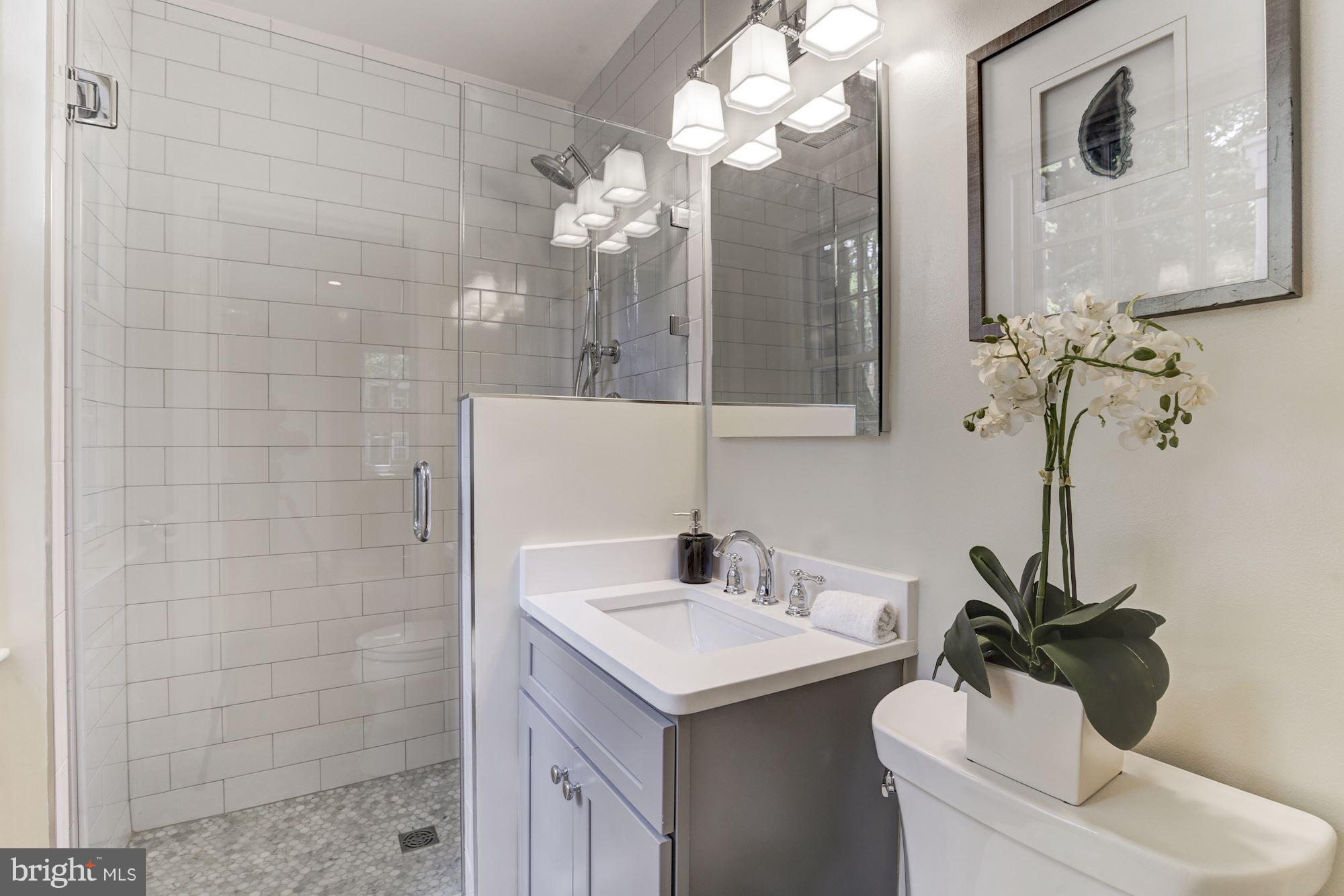 WESTMORELAND HILLS - Residential