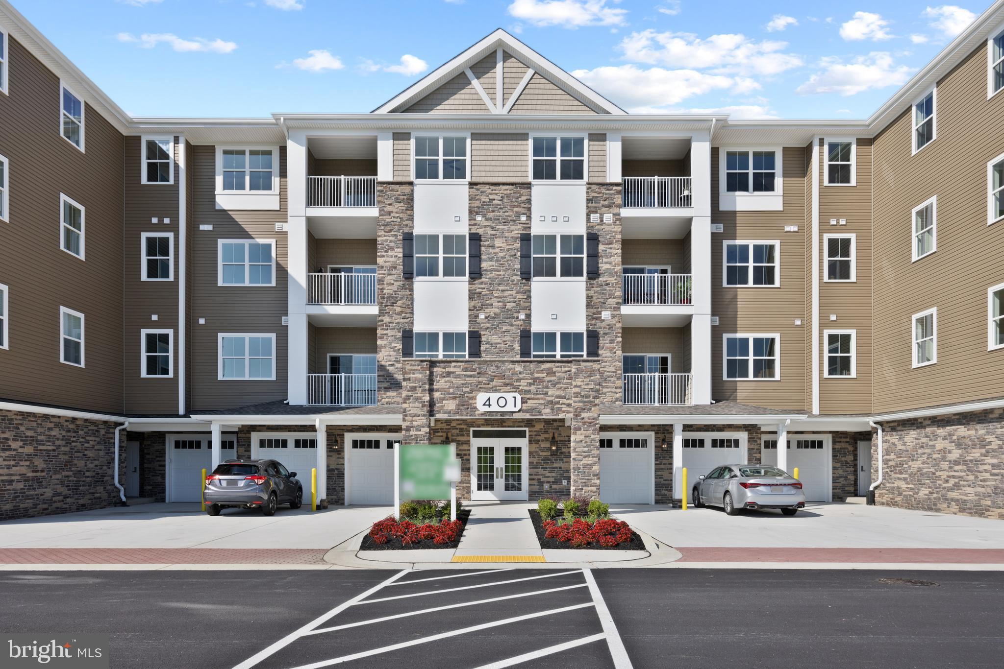 406 BOLD RULER COURT 301