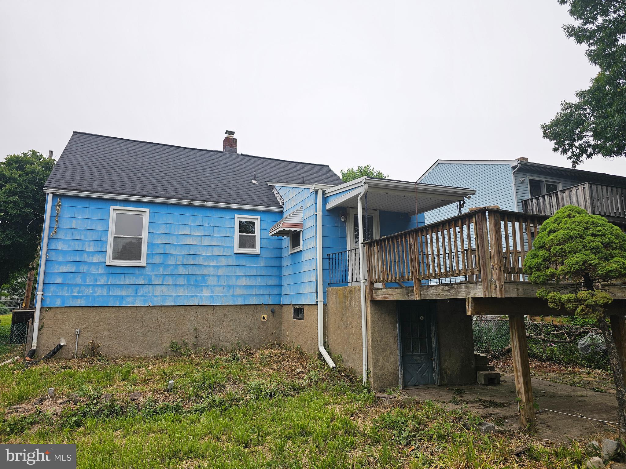 1605 EVERGREEN DRIVE