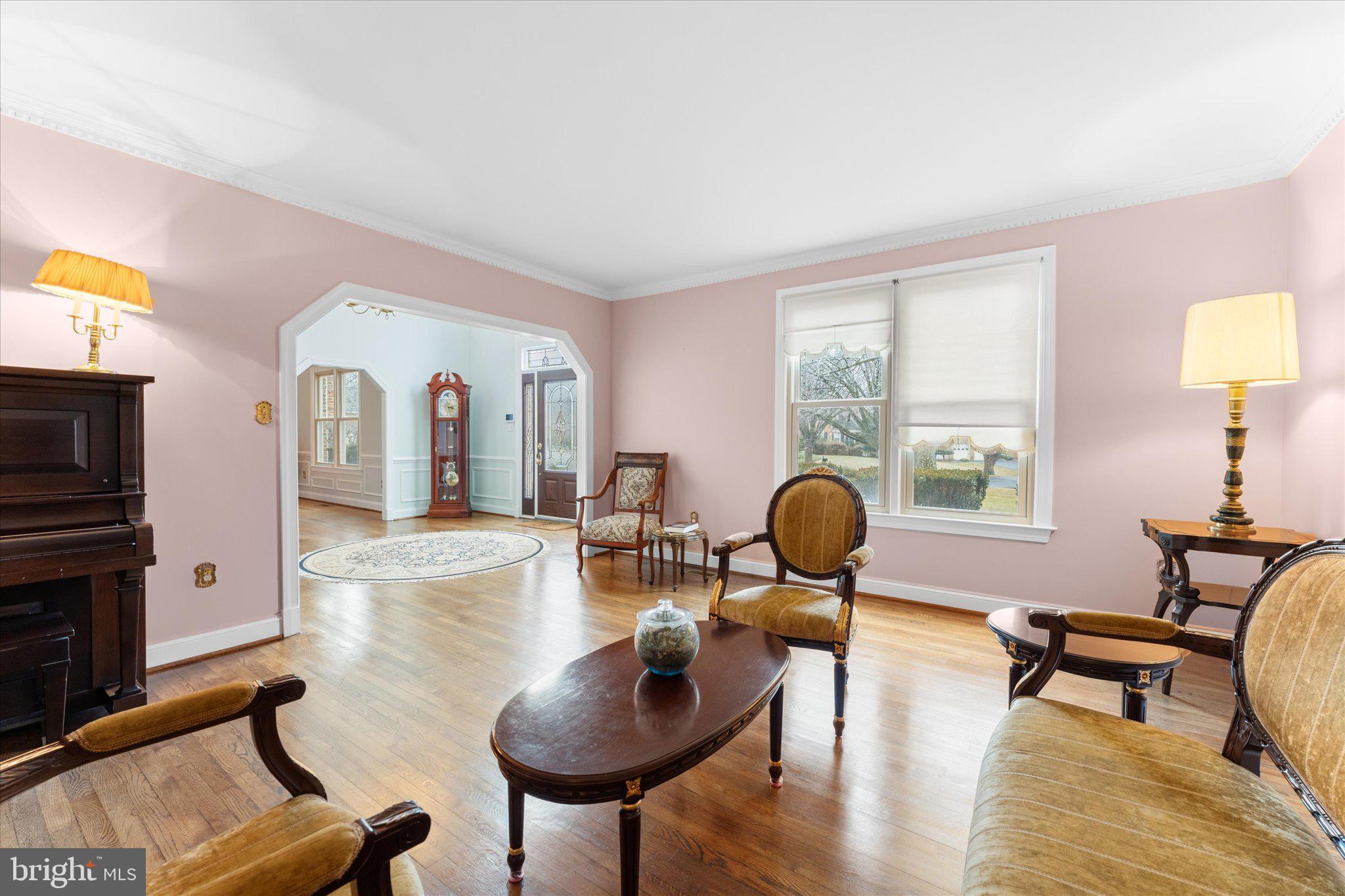 NAPLES MANOR - Residential