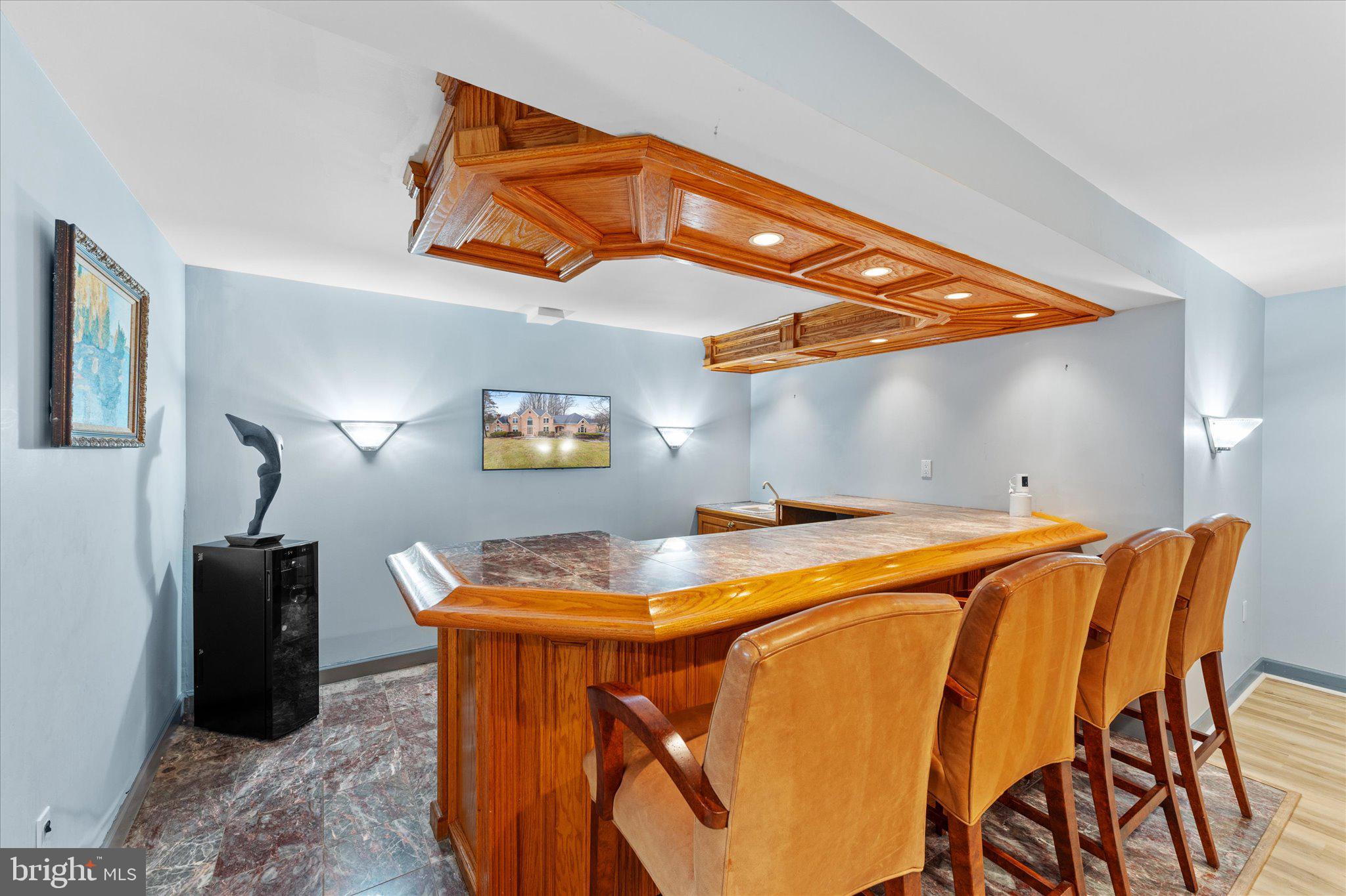 NAPLES MANOR - Residential