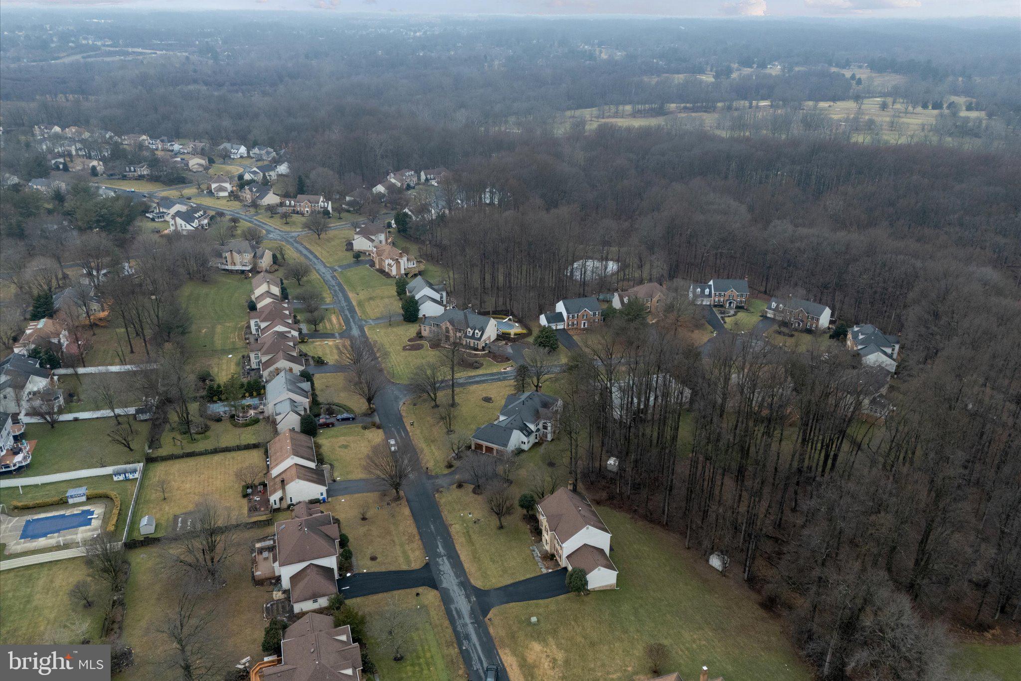 NAPLES MANOR - Residential