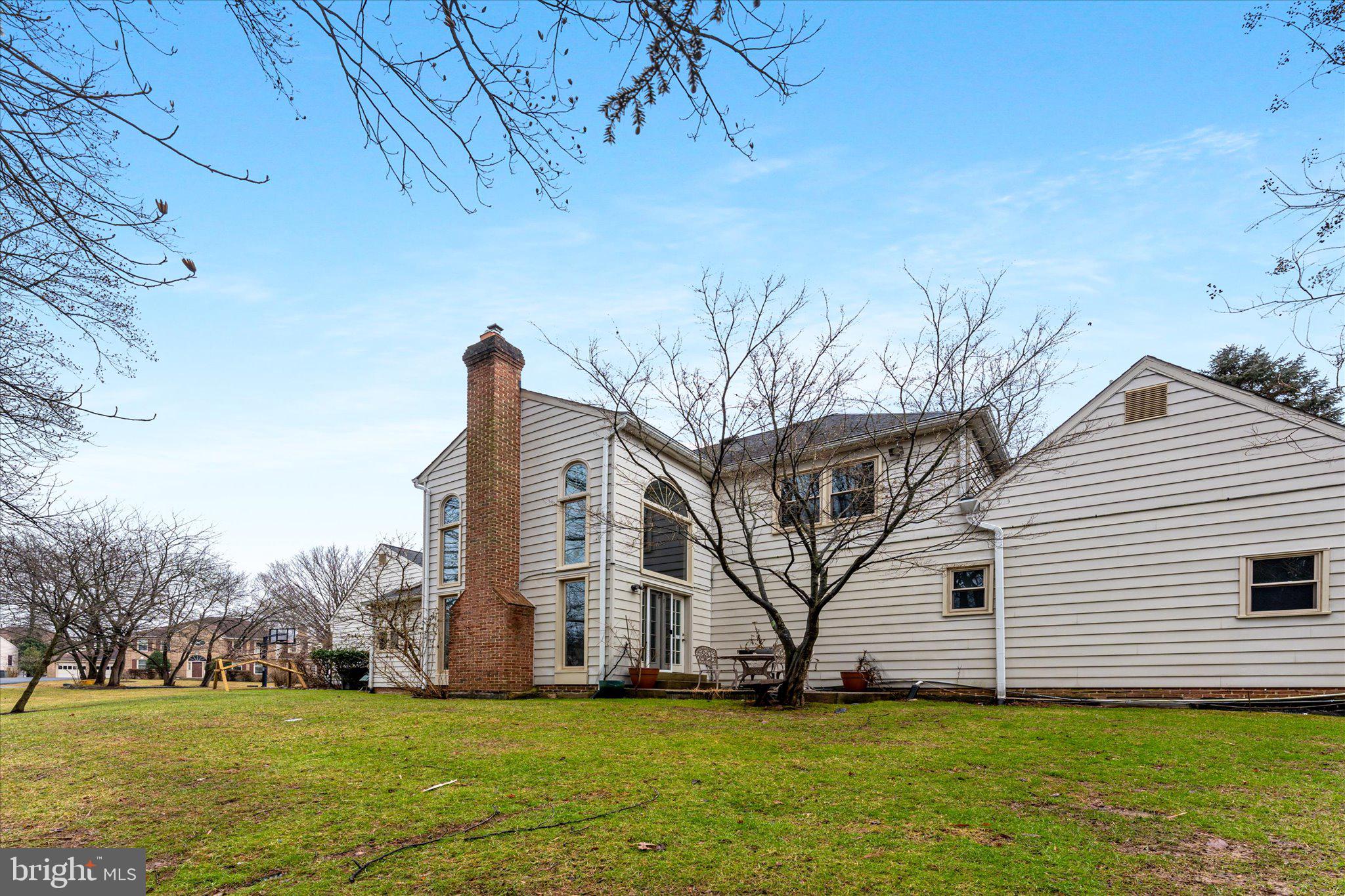 NAPLES MANOR - Residential