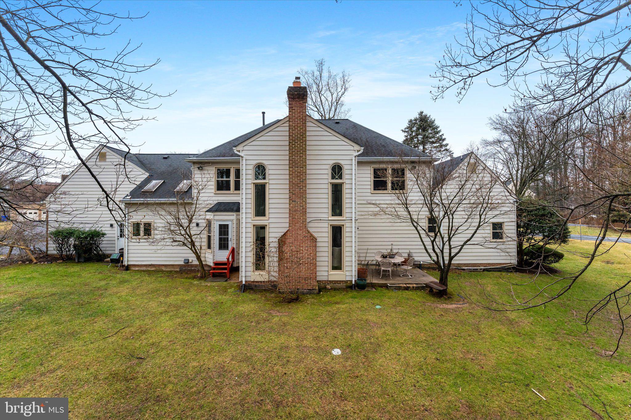 NAPLES MANOR - Residential