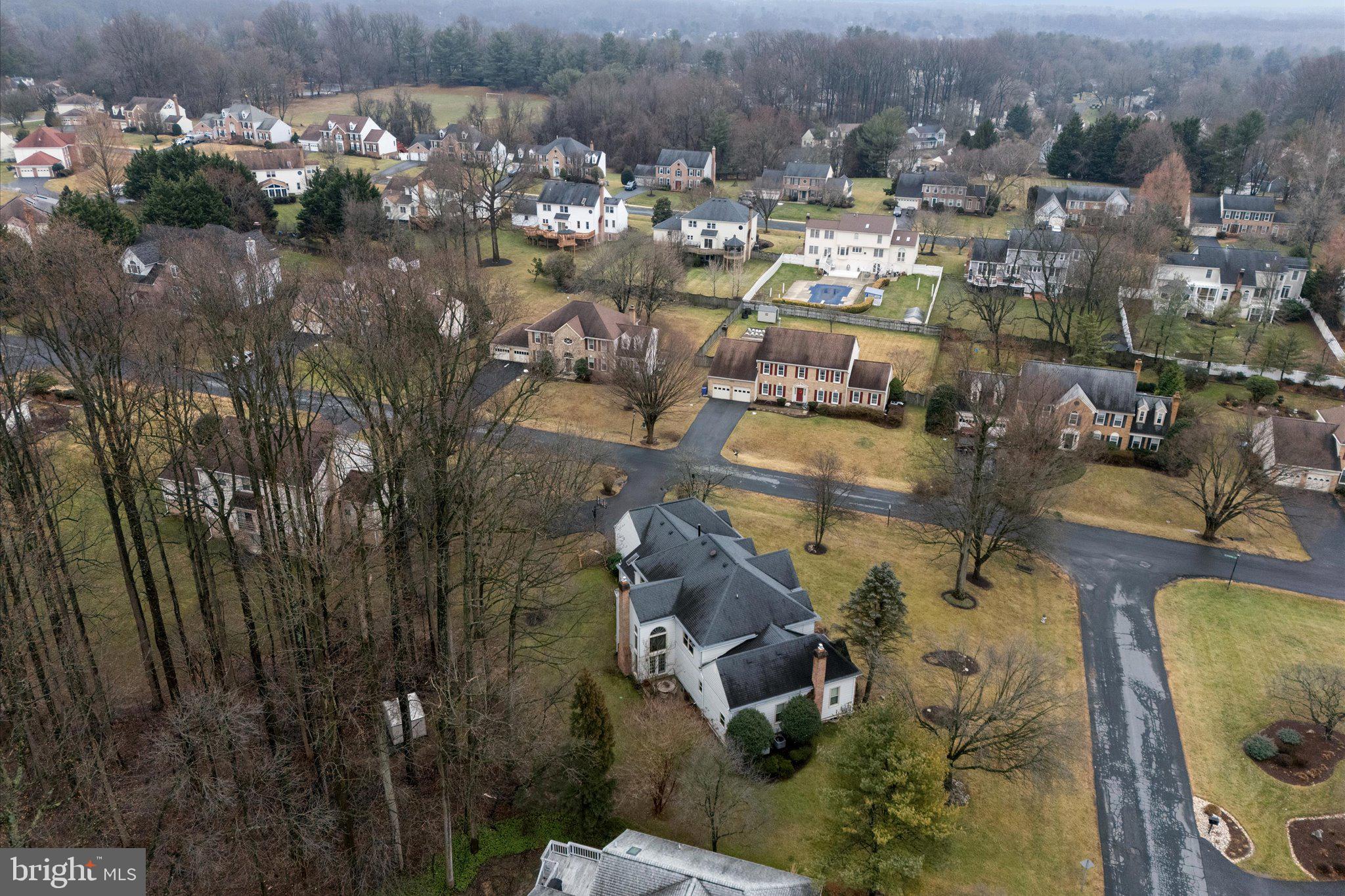 NAPLES MANOR - Residential