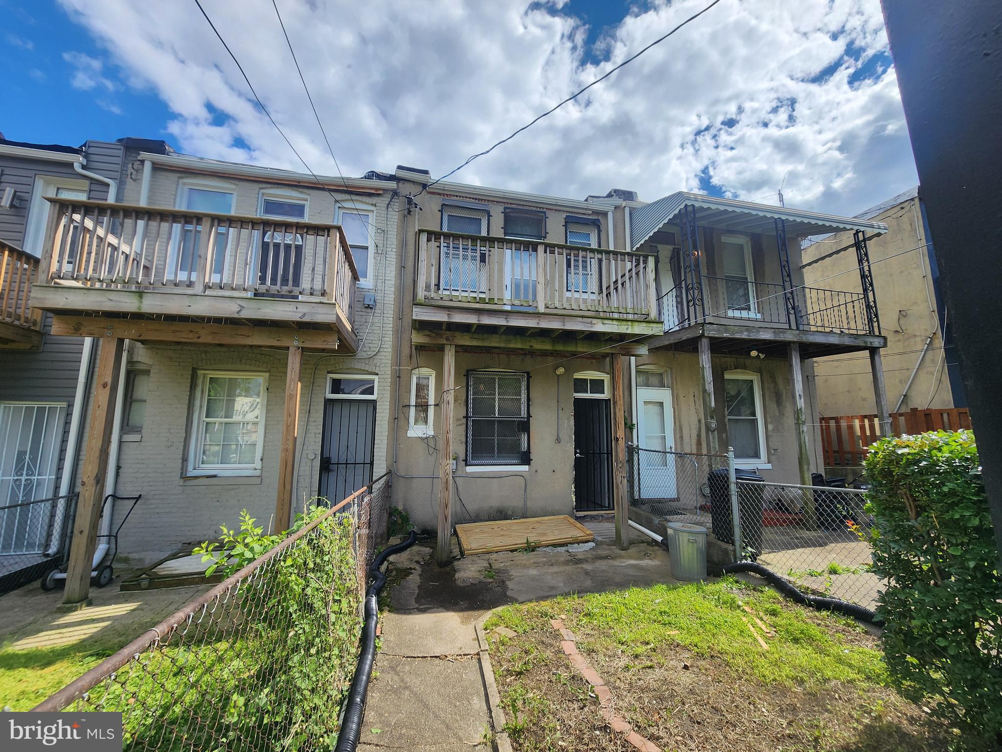 MONDAWMIN - Residential