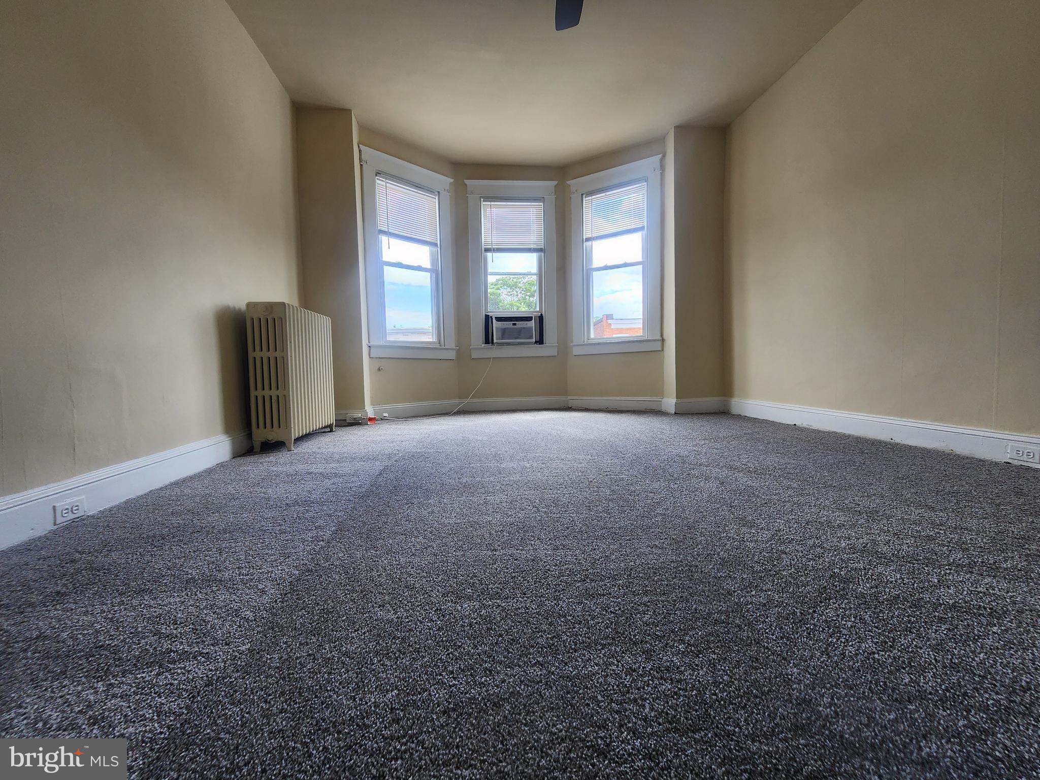 MONDAWMIN - Residential