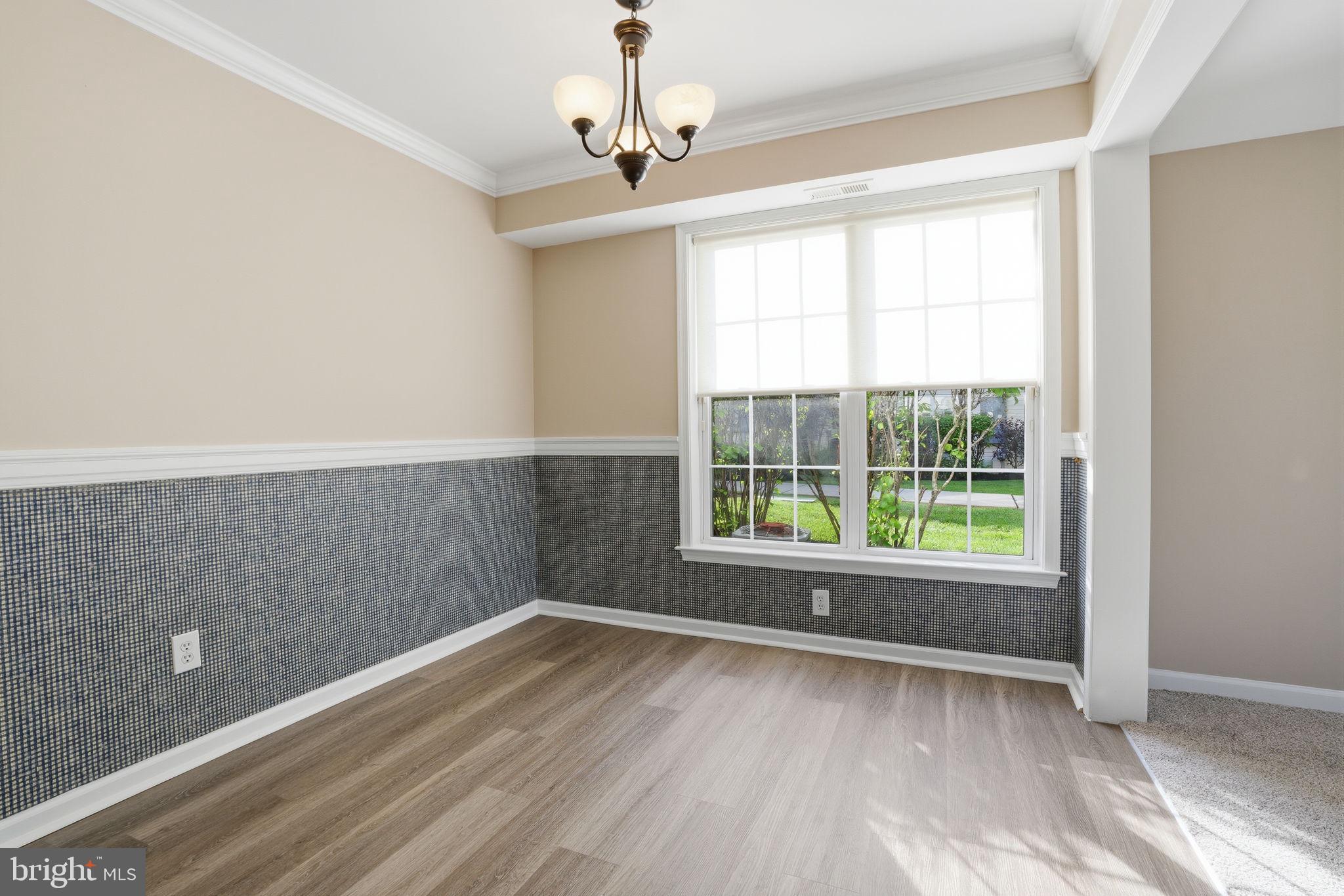 SALEM MANOR - Residential