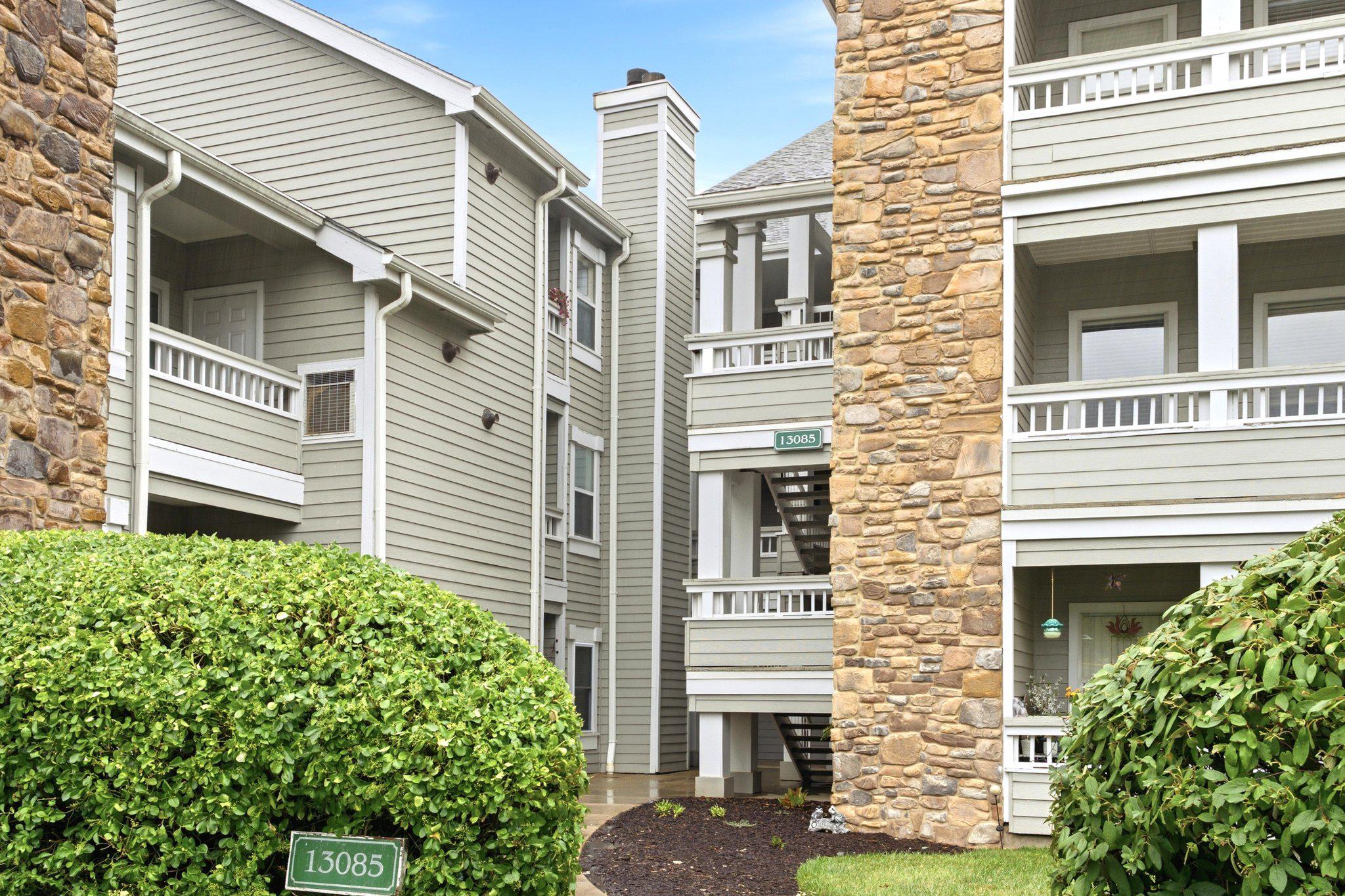 13085 AUTUMN WOODS WAY 105