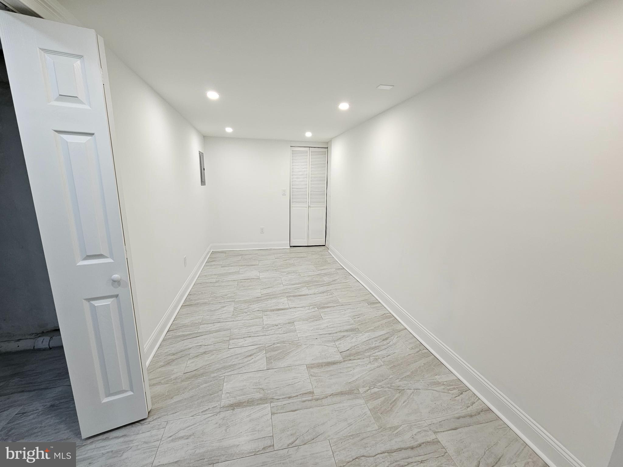 FRANKFORD - Residential