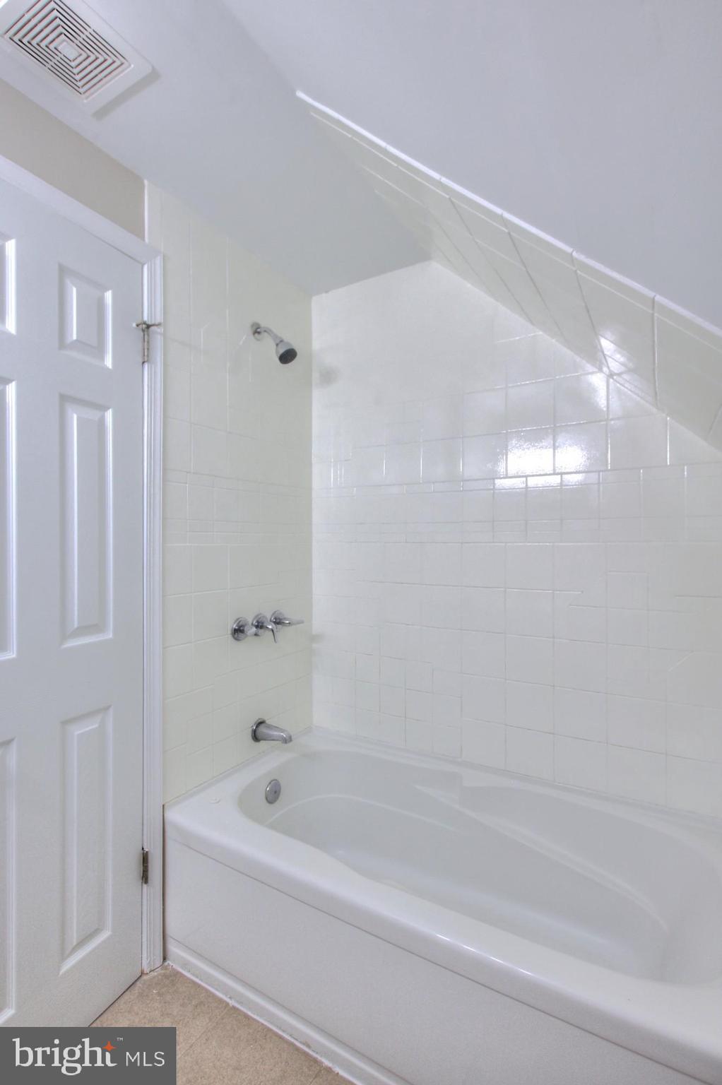 OVERBROOK AT BELAIR - Residential