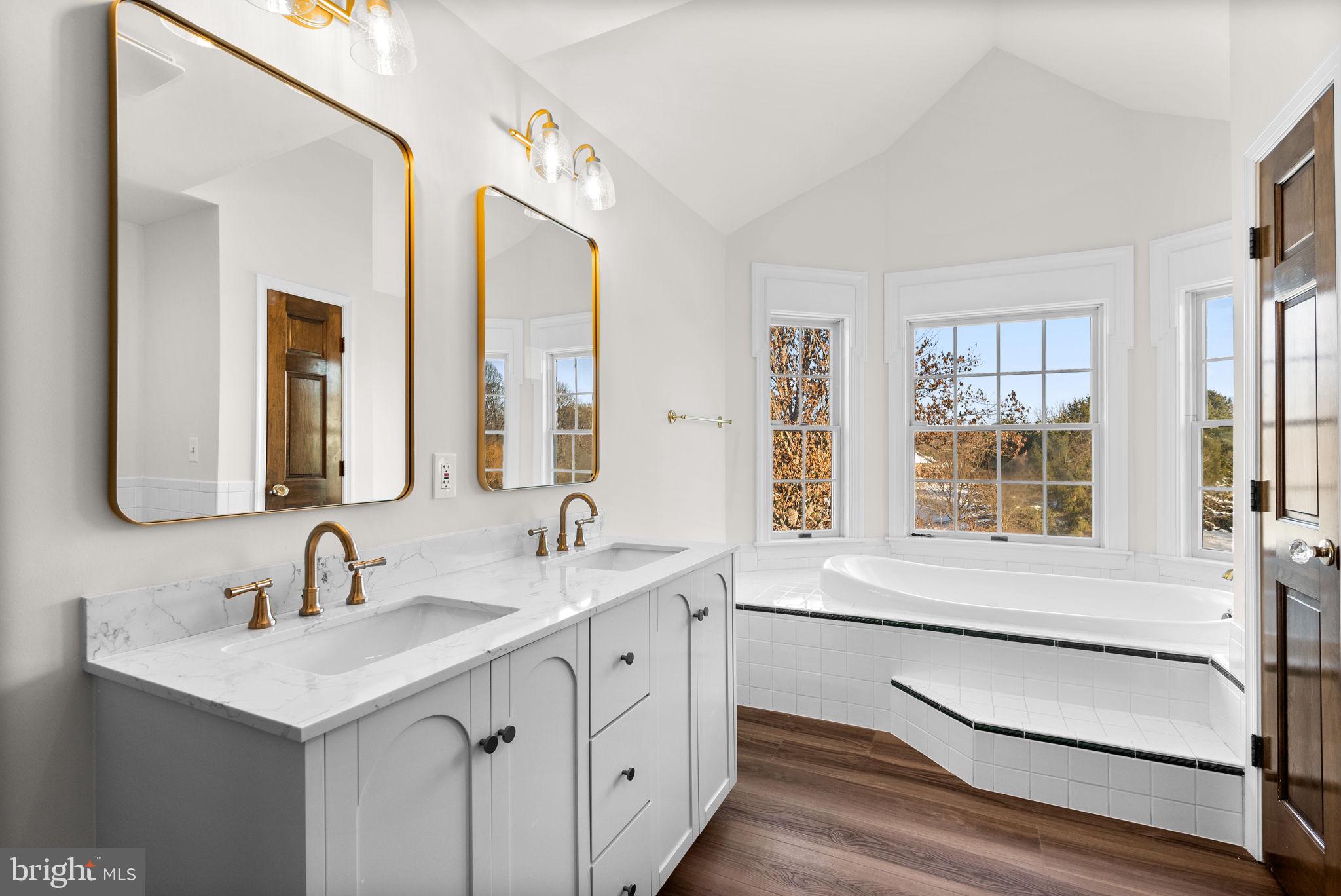 KINGS GIFT - Residential