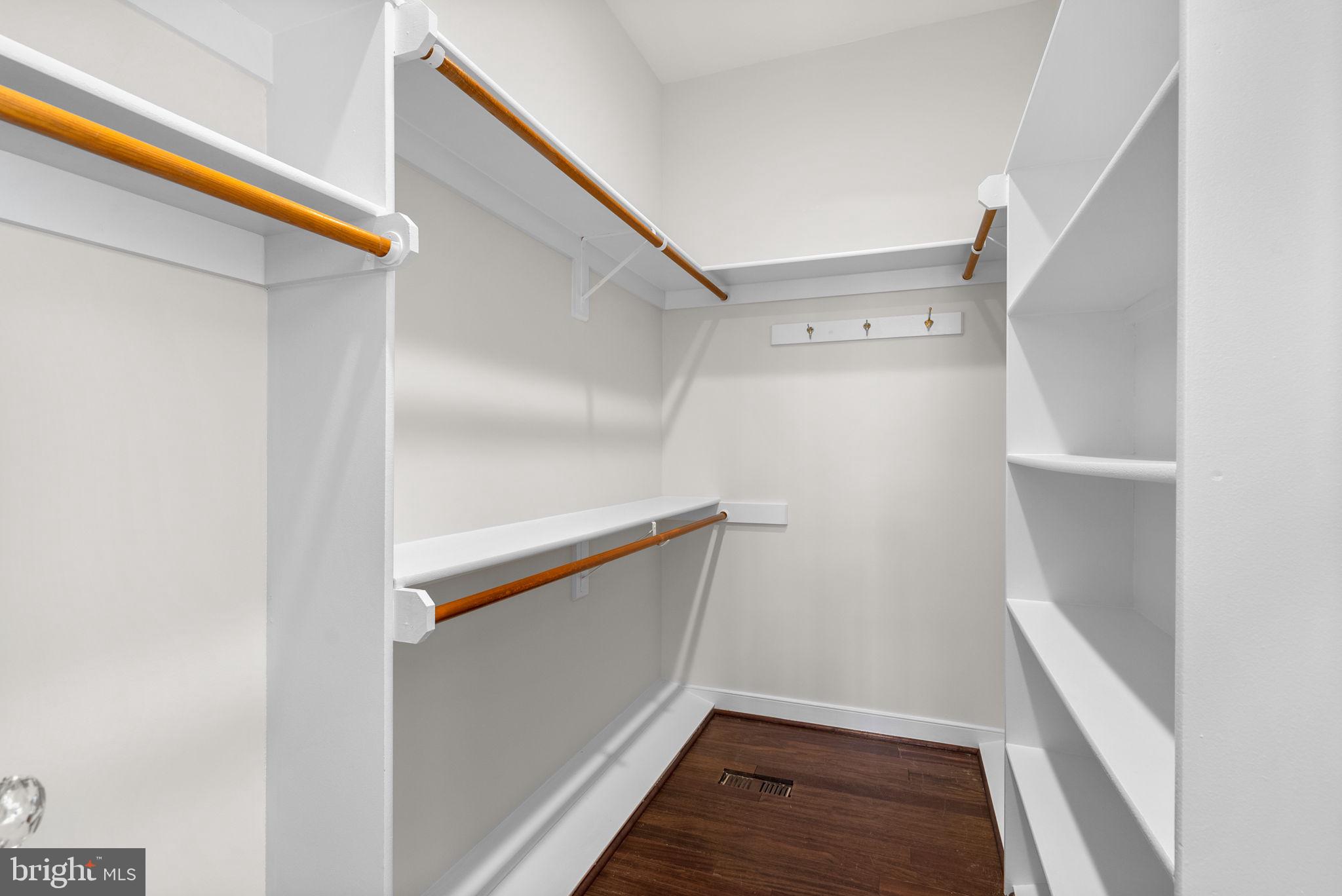 KINGS GIFT - Residential