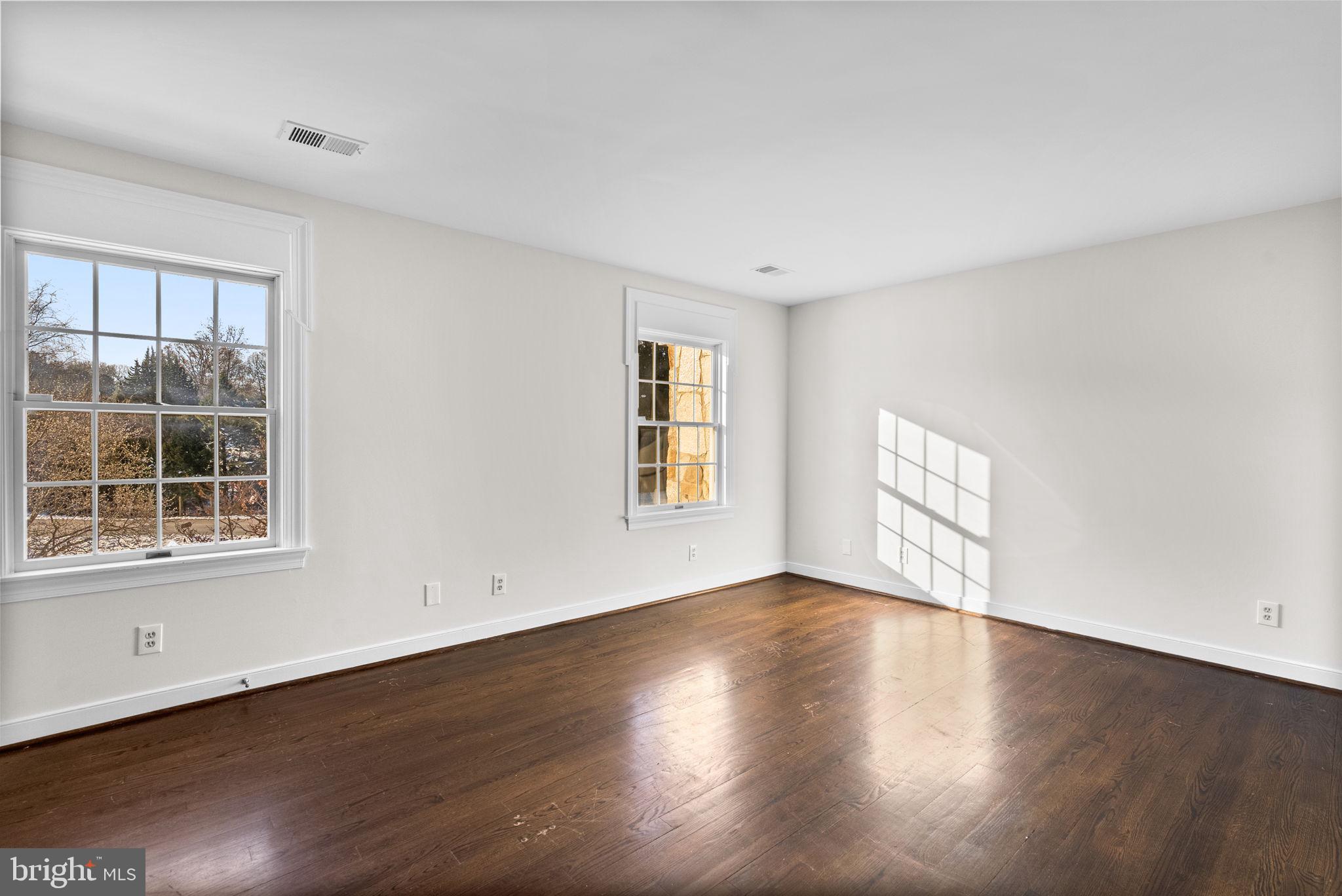 KINGS GIFT - Residential