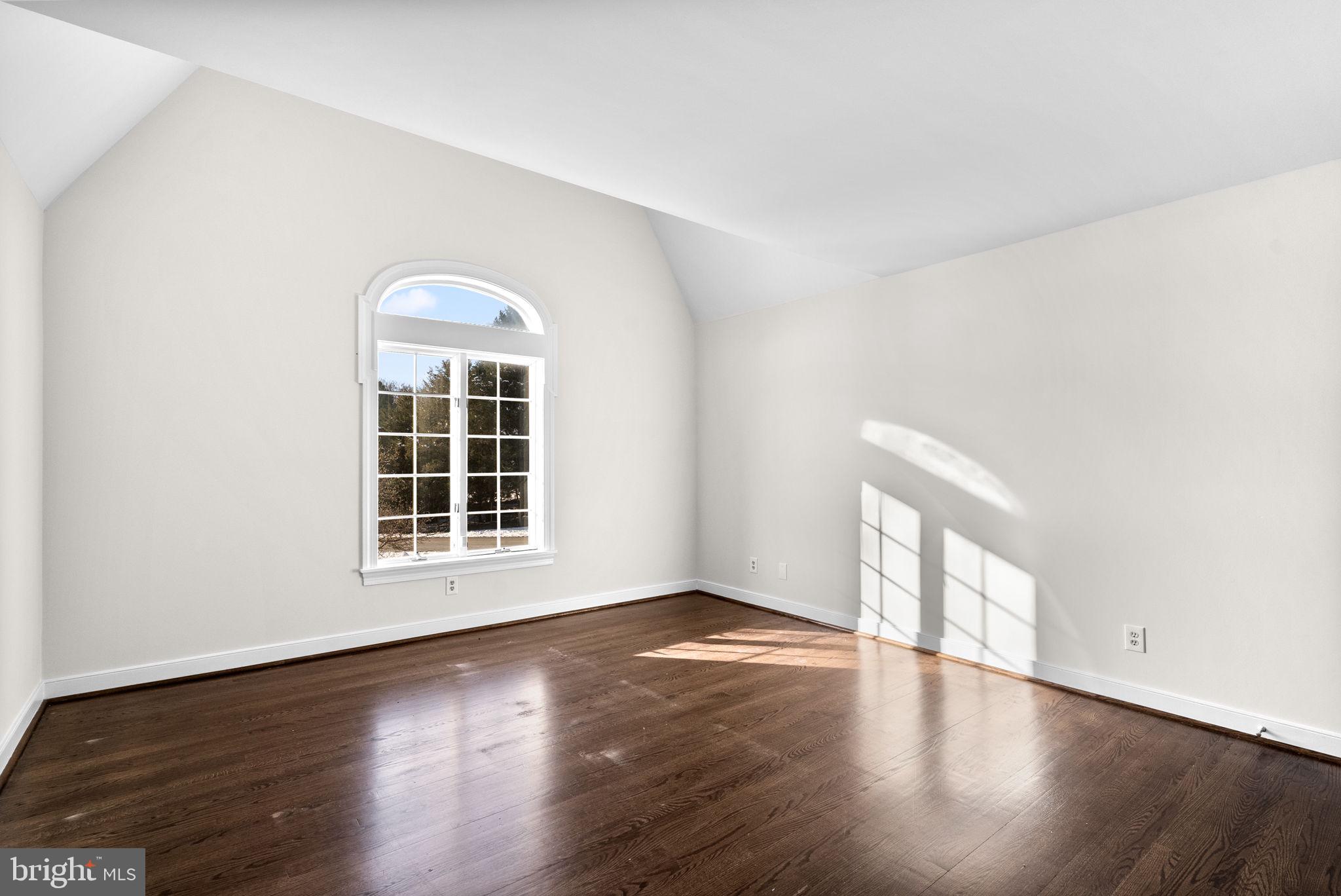 KINGS GIFT - Residential