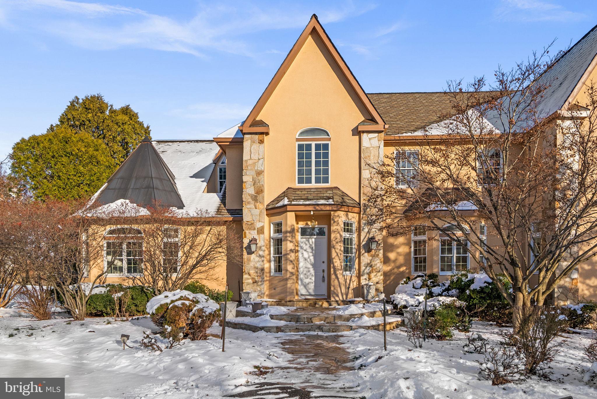 2840 KINGS GIFT DRIVE