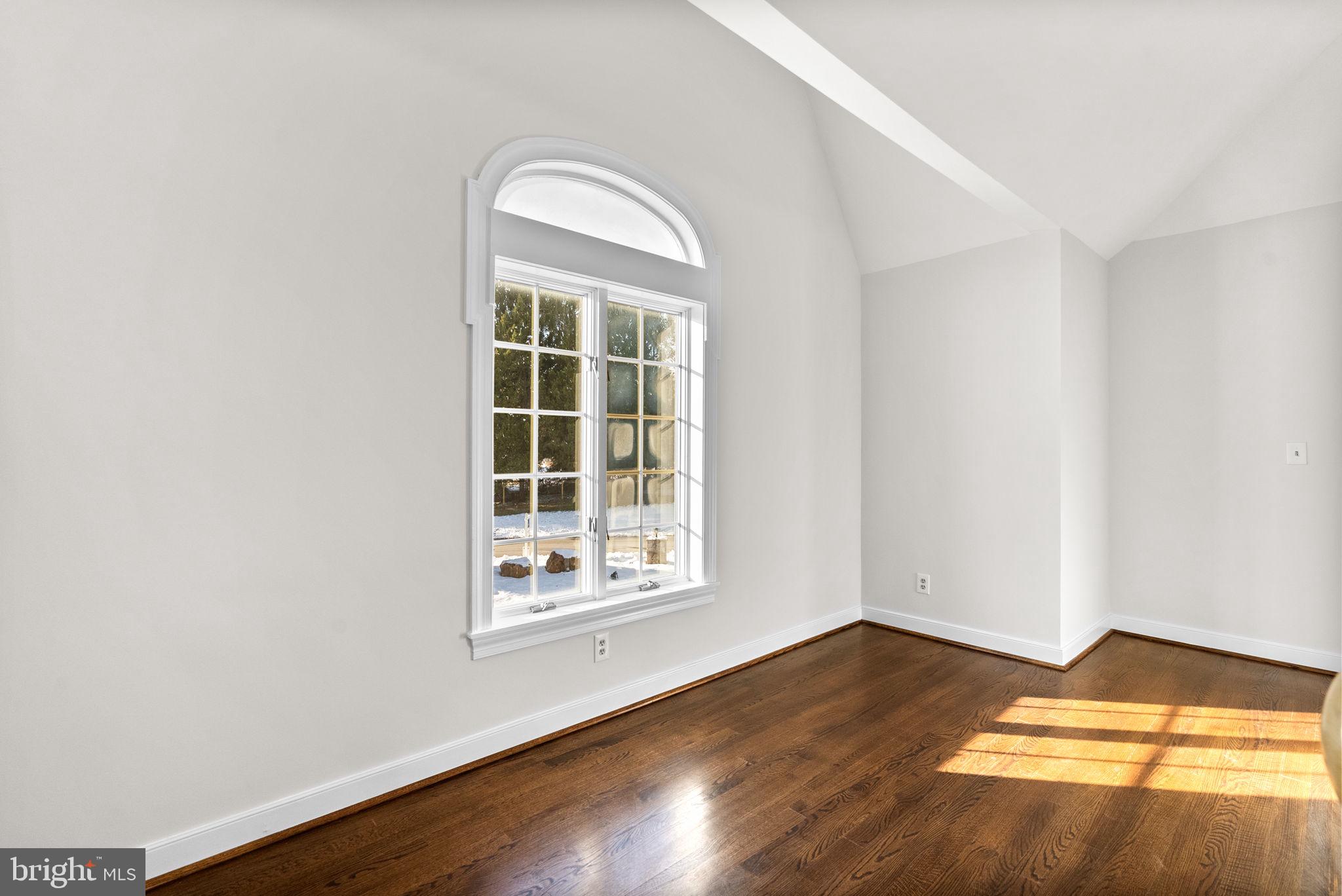 KINGS GIFT - Residential