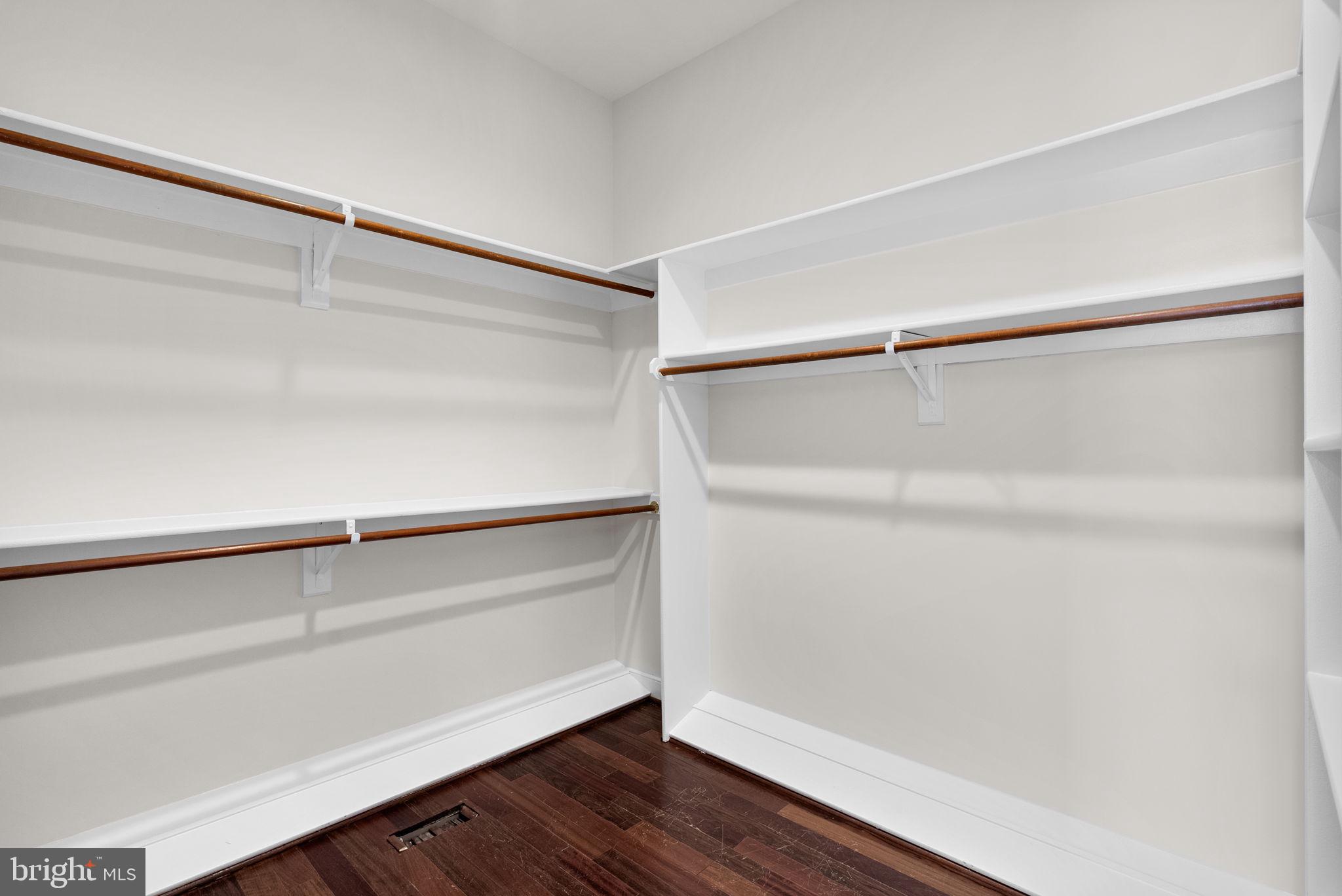 KINGS GIFT - Residential