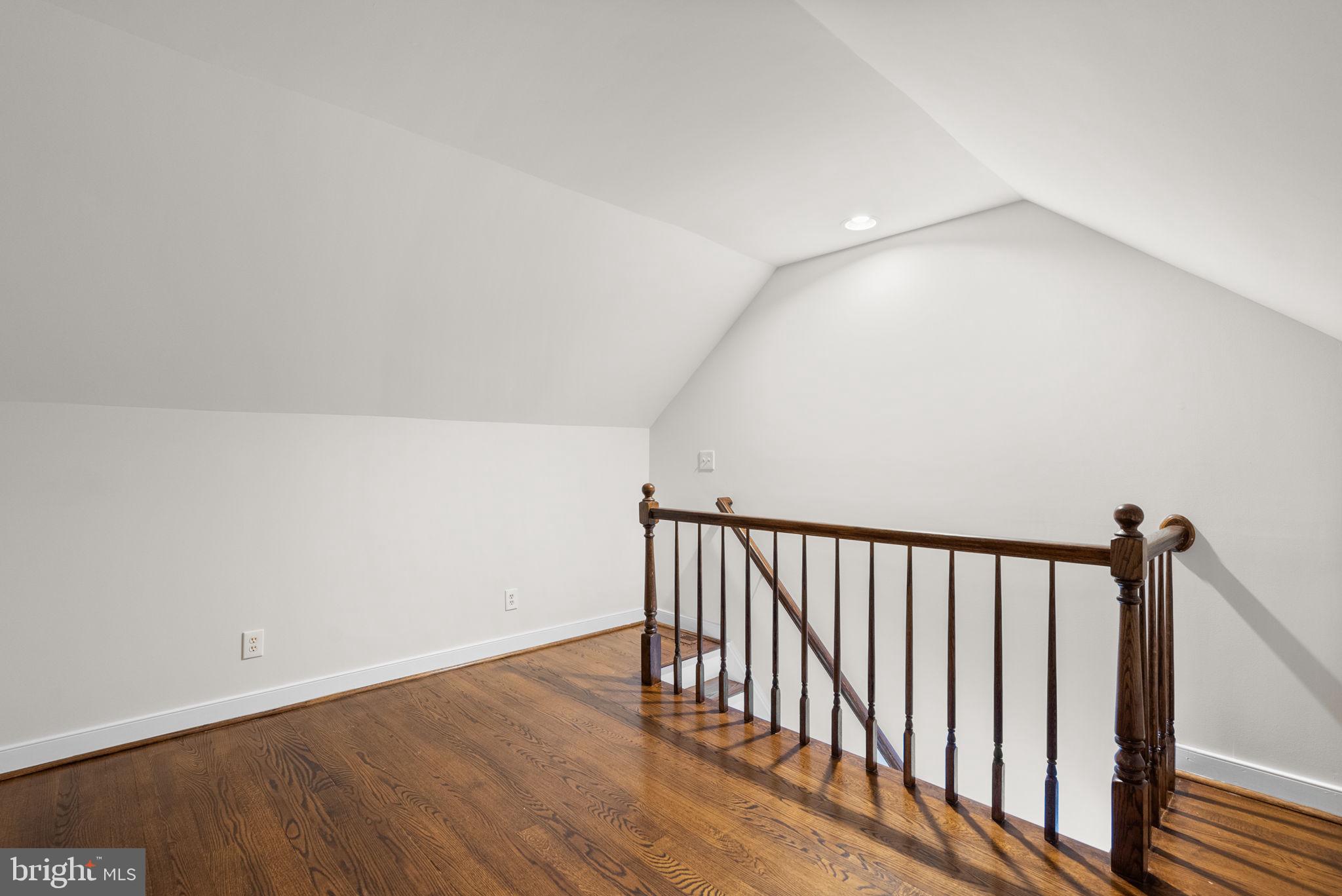 KINGS GIFT - Residential