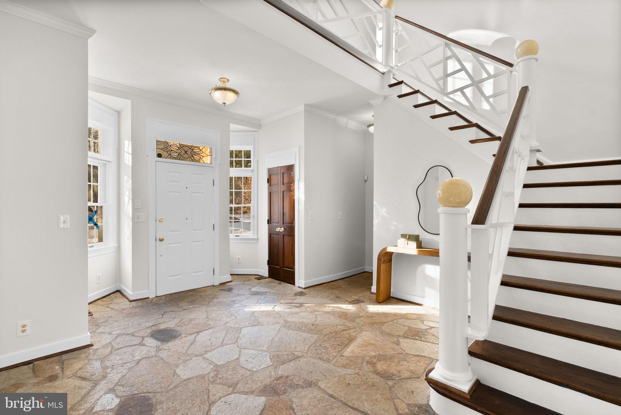 KINGS GIFT - Residential