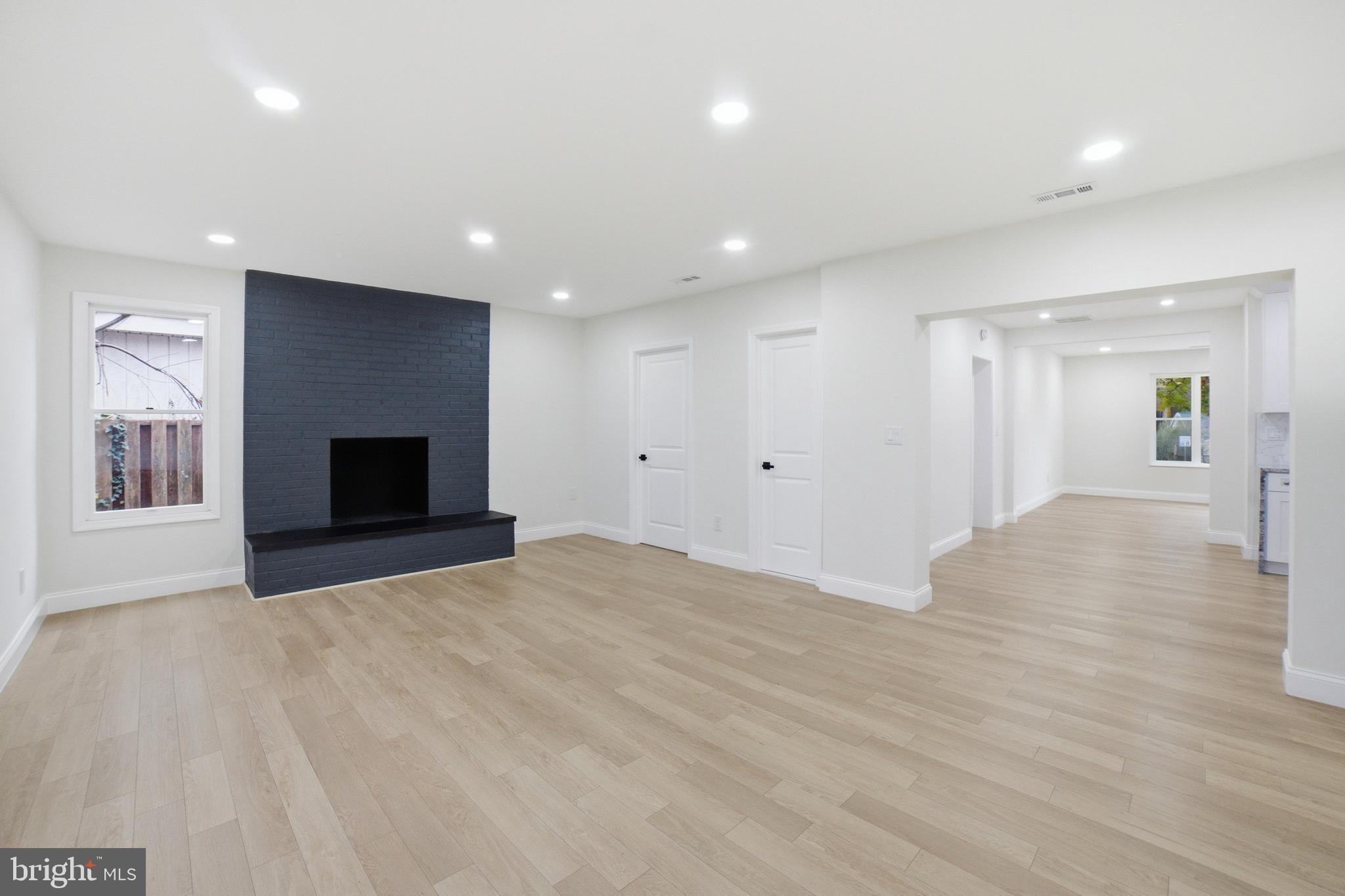 FORT WASHINGTON FOREST - Residential