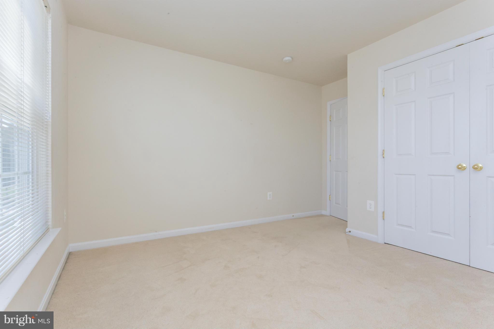 CARRIAGE HILL AT FALLS - Residential