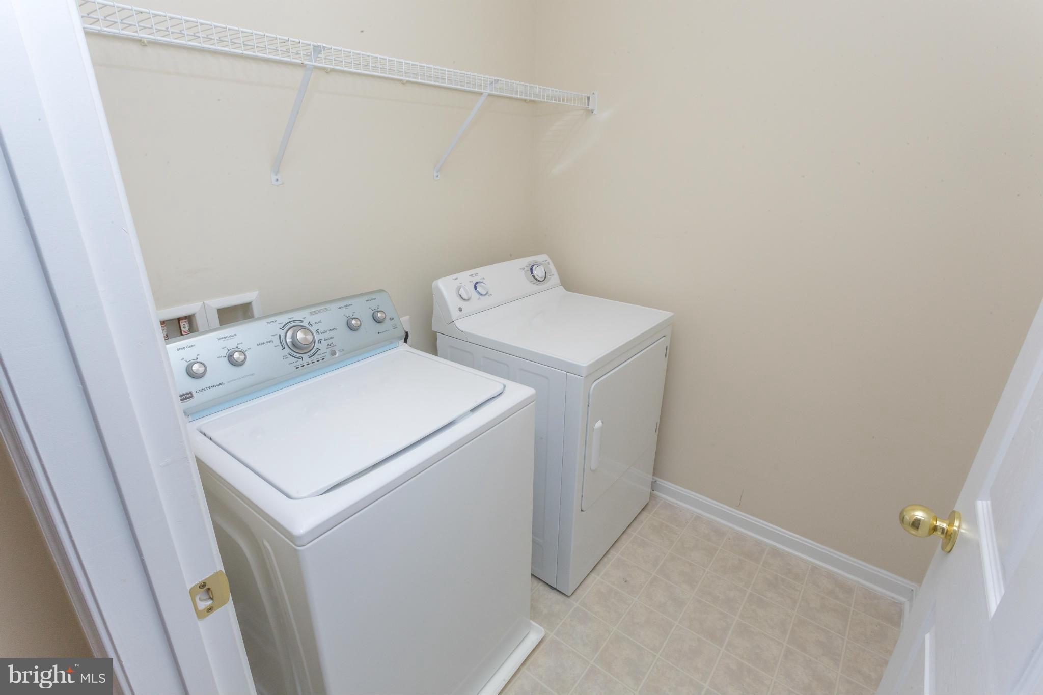 CARRIAGE HILL AT FALLS - Residential