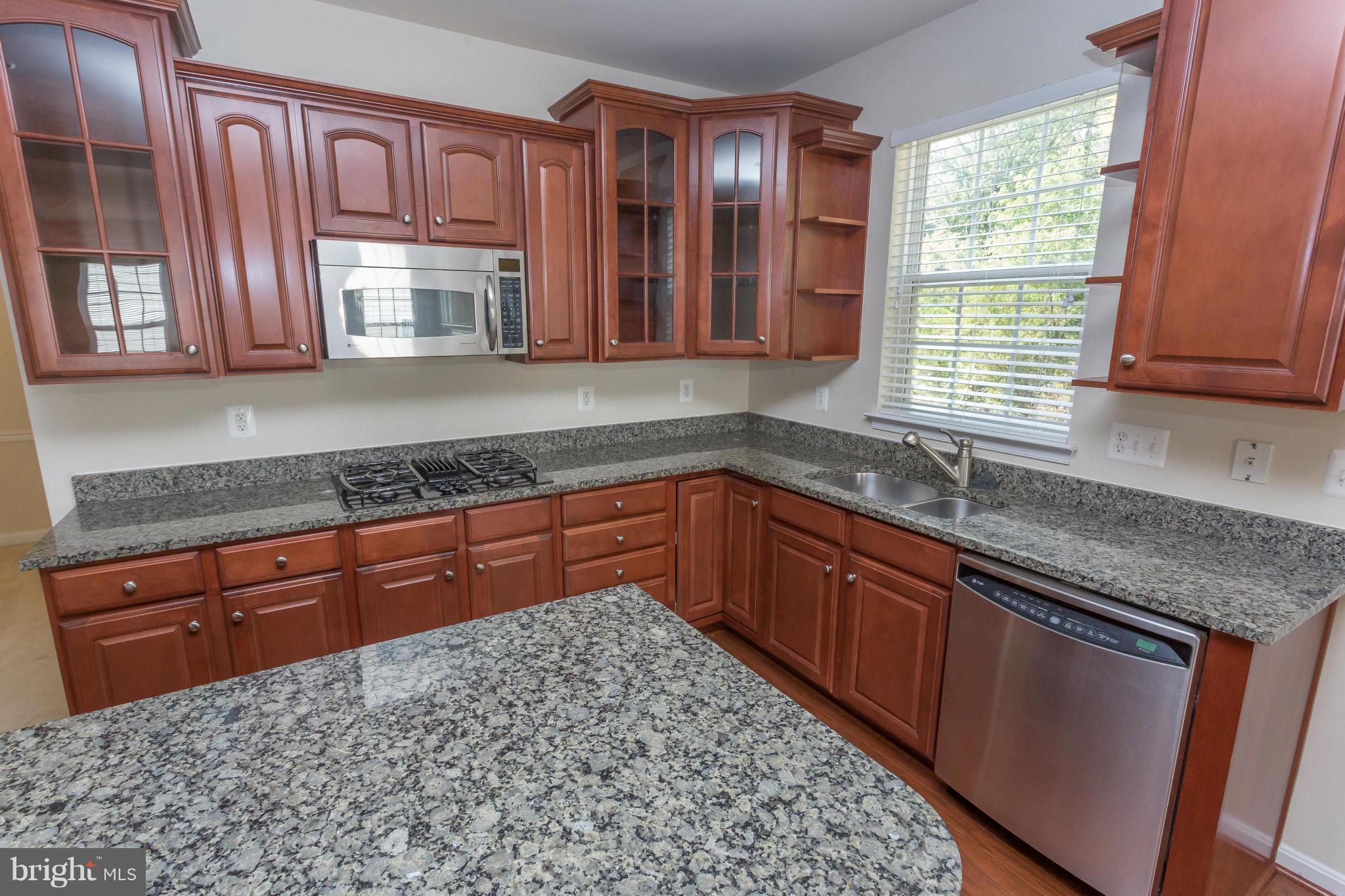 CARRIAGE HILL AT FALLS - Residential